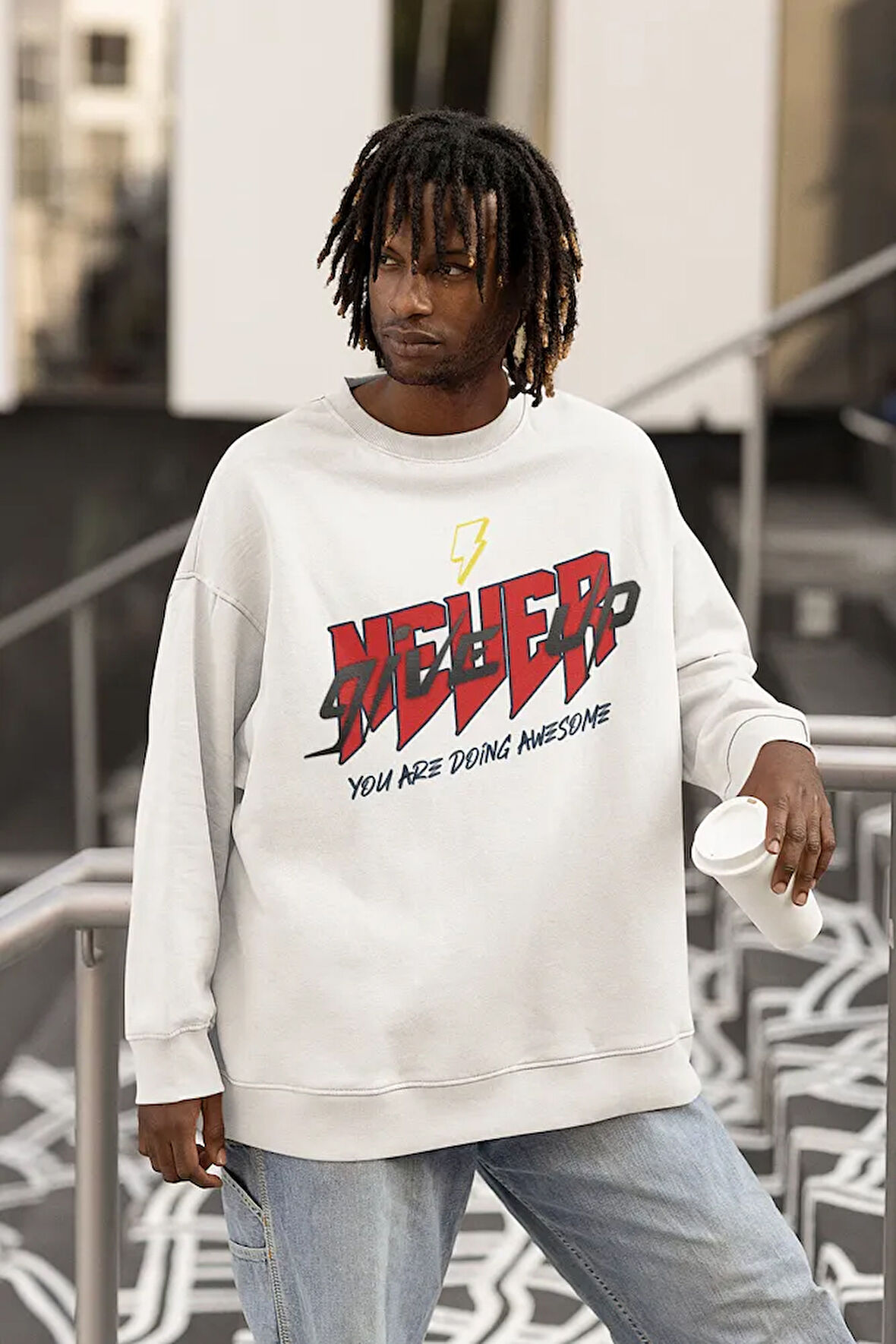 Never Give Up Yazılı Unisex Oversize Tasarım Sweatshirt