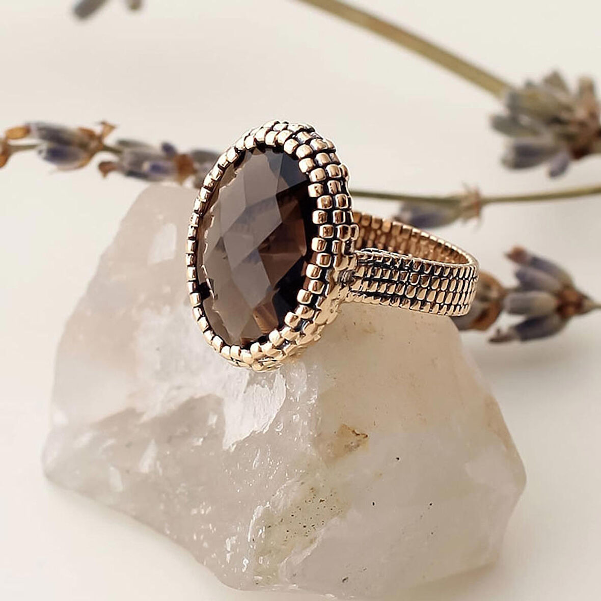 14k Altın Dumanlı Topaz Taşlı Yüzük