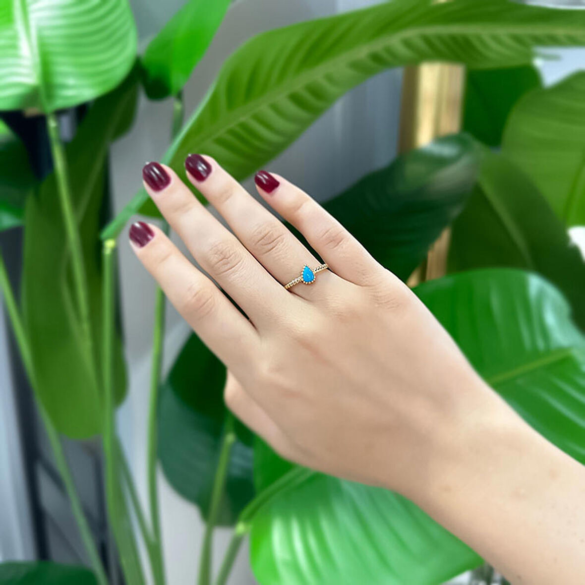 14k Altın Mavi Damla Taşlı Yüzük