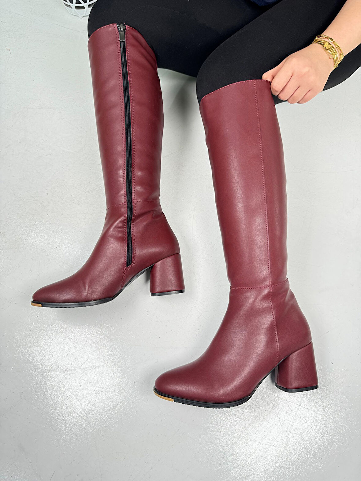 Günlük Kadın Yüksek Kalın Topuklu Fermuarlı Diz Altı Rahat Çizme 3001