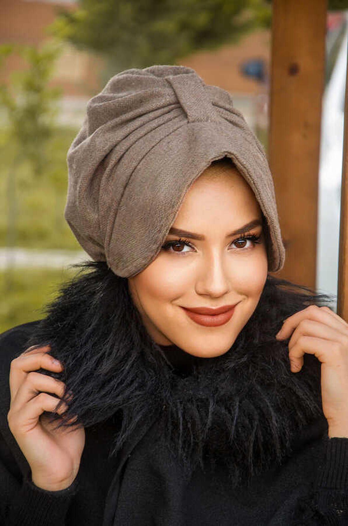 Taş Rengi Kaşe Şapka Bone