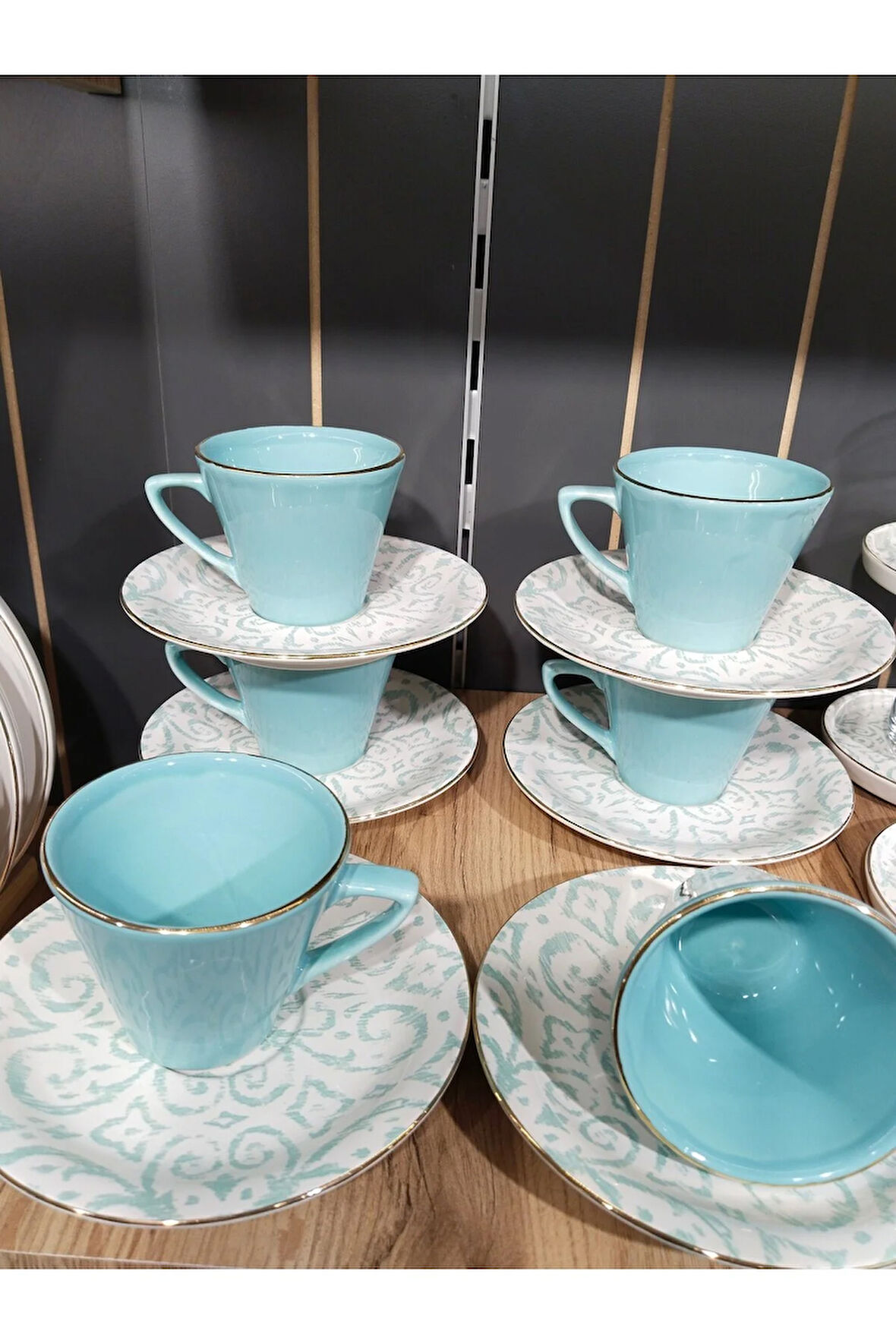 Lüx Porselen Çay Fincanı Takımı