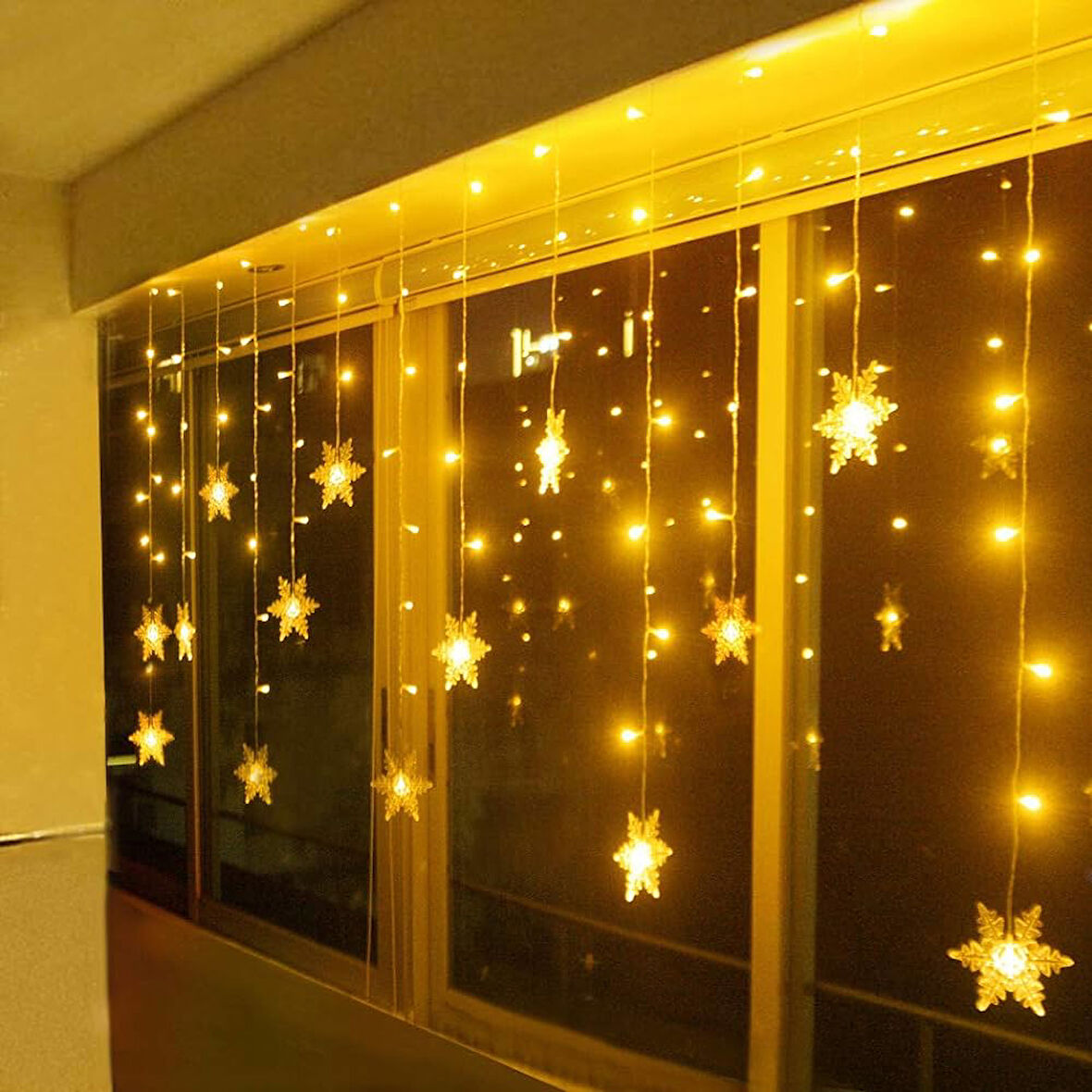 Bahçe Keyfi için 4MT Gün Işıklı 96LED Değişken 19 Saçaklı Kar Tanesi Aydınlatma