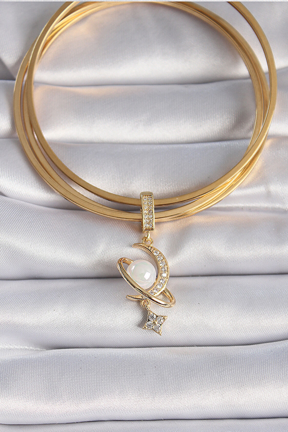 Zarif Kadın için Golden Pirinç Zirkonlu Hilal İncili Ajda Charm