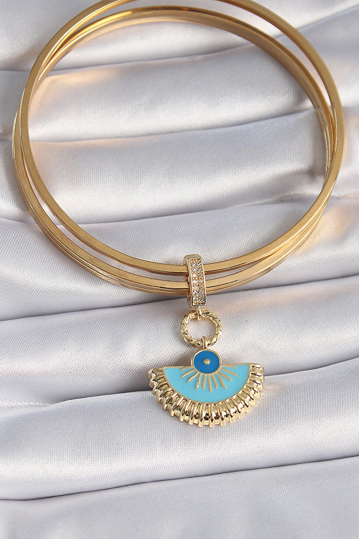 Zarif Kadın için Golden Pirinç Nazarlıklı Ajda Charm