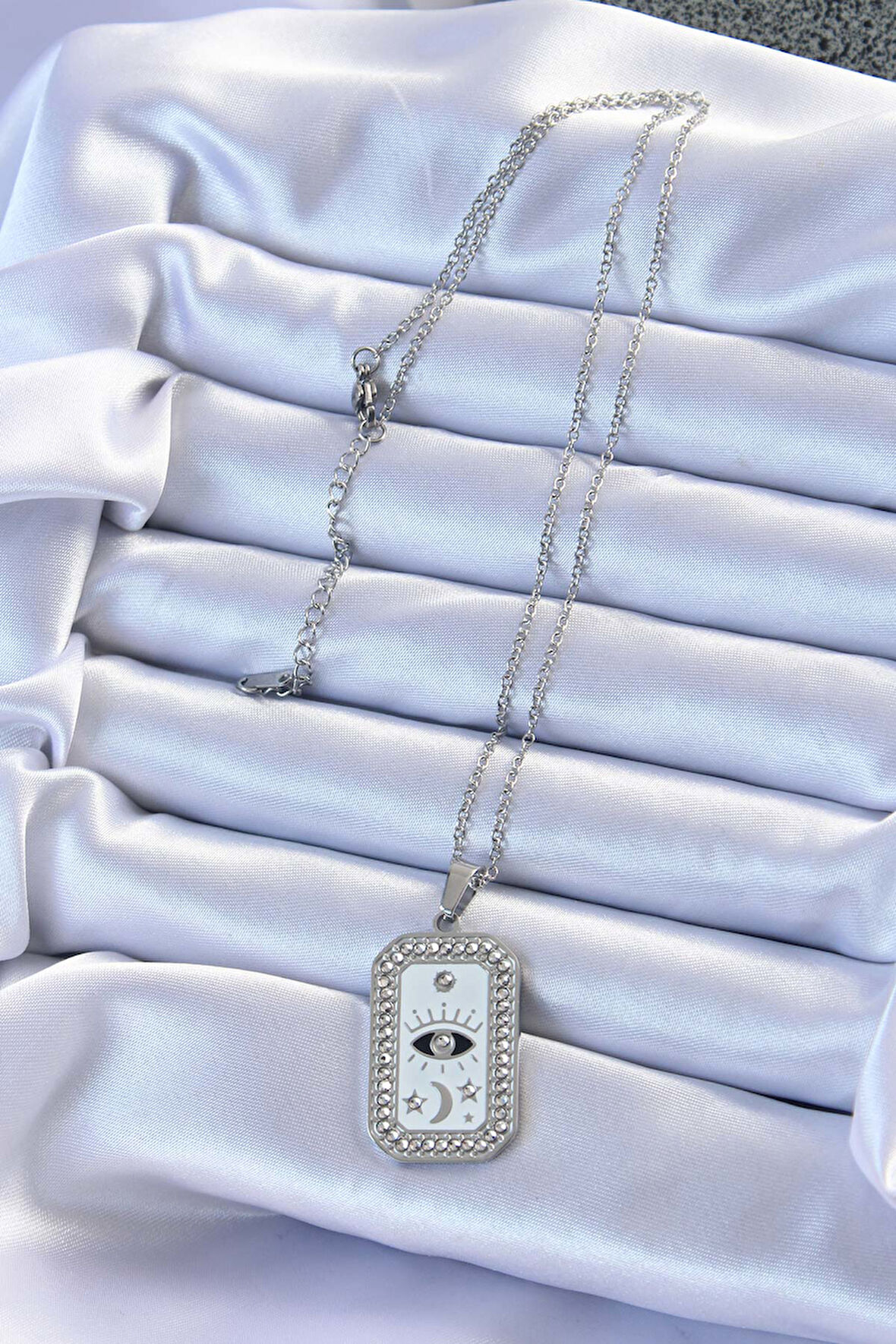 Zarif Kadın için Silver Çelik Zincir Mineli Zirkonlu Gözlü Tarot Kolye