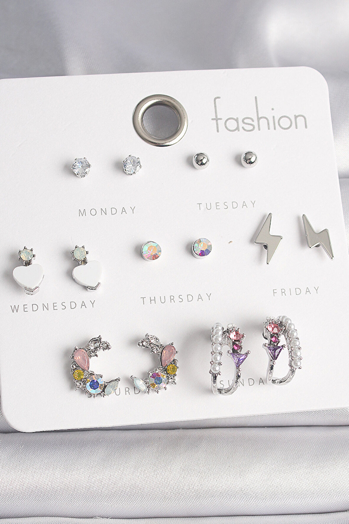 Zarif Kadın için Silver Pirinç 7ÇİFT Zirkonlu İncili Halka Şimşek Küpe Seti