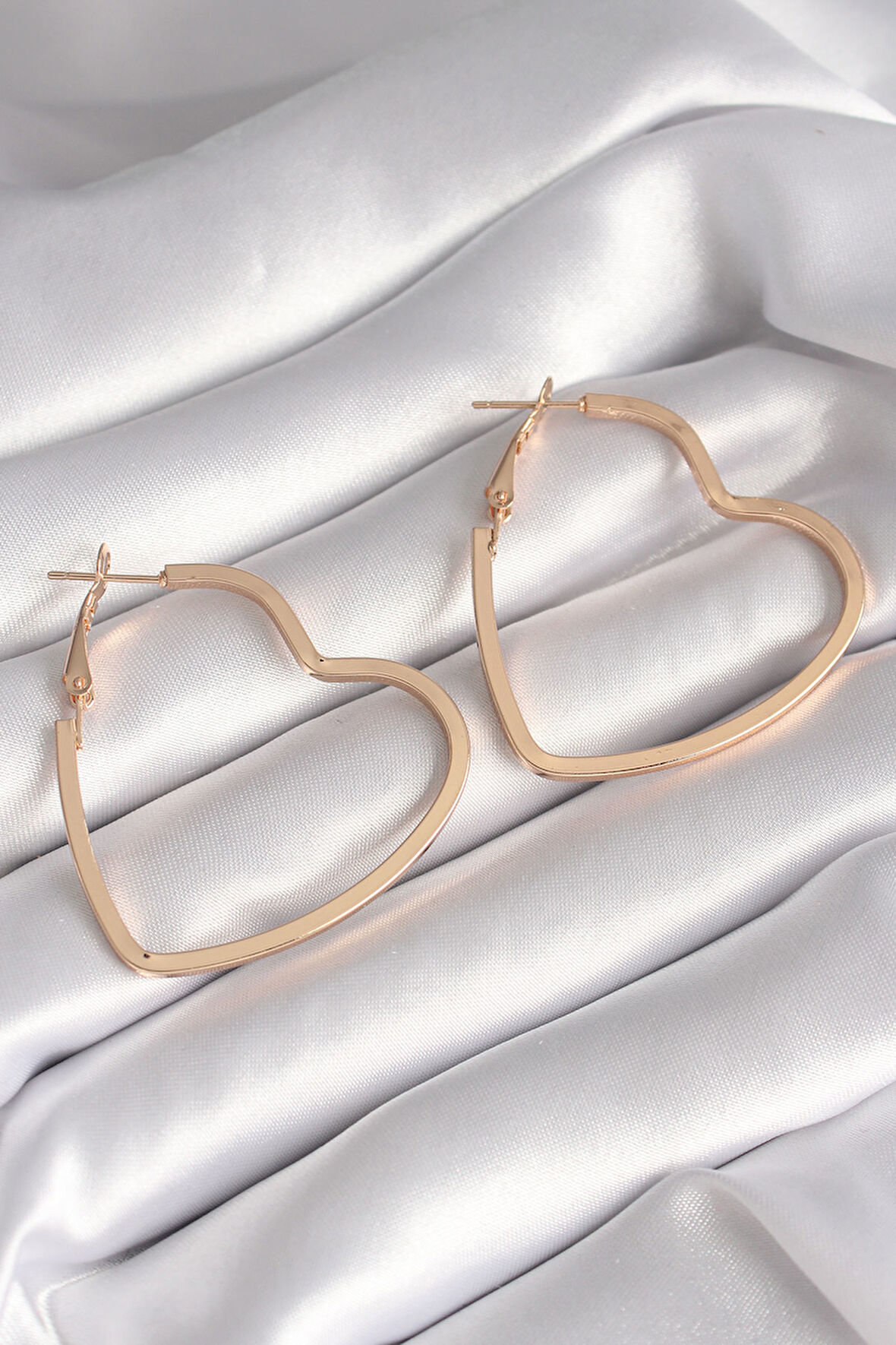 Zarif Kadın için Golden Pirinç Kalp Küpe