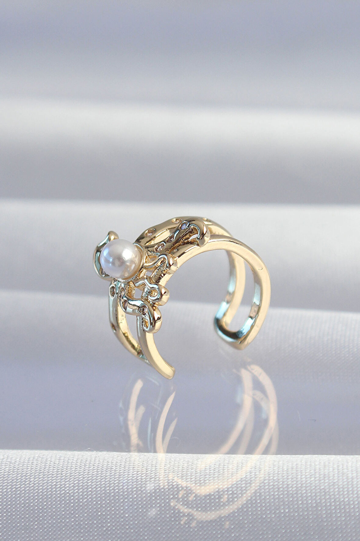 Zarif Kadın için Golden Pirinç İncili Ahtapot Earcuff Küpe