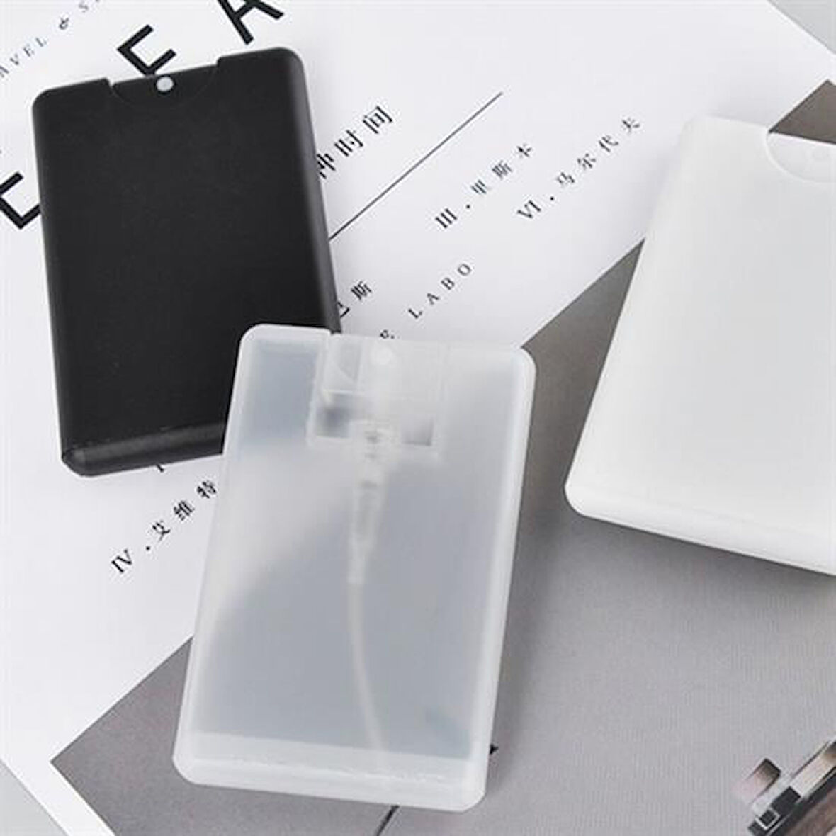 Büro Ev Ofis Personeli için 20ML Taşınır Dolabilen Cep Tipi Boş Esans Şişesi