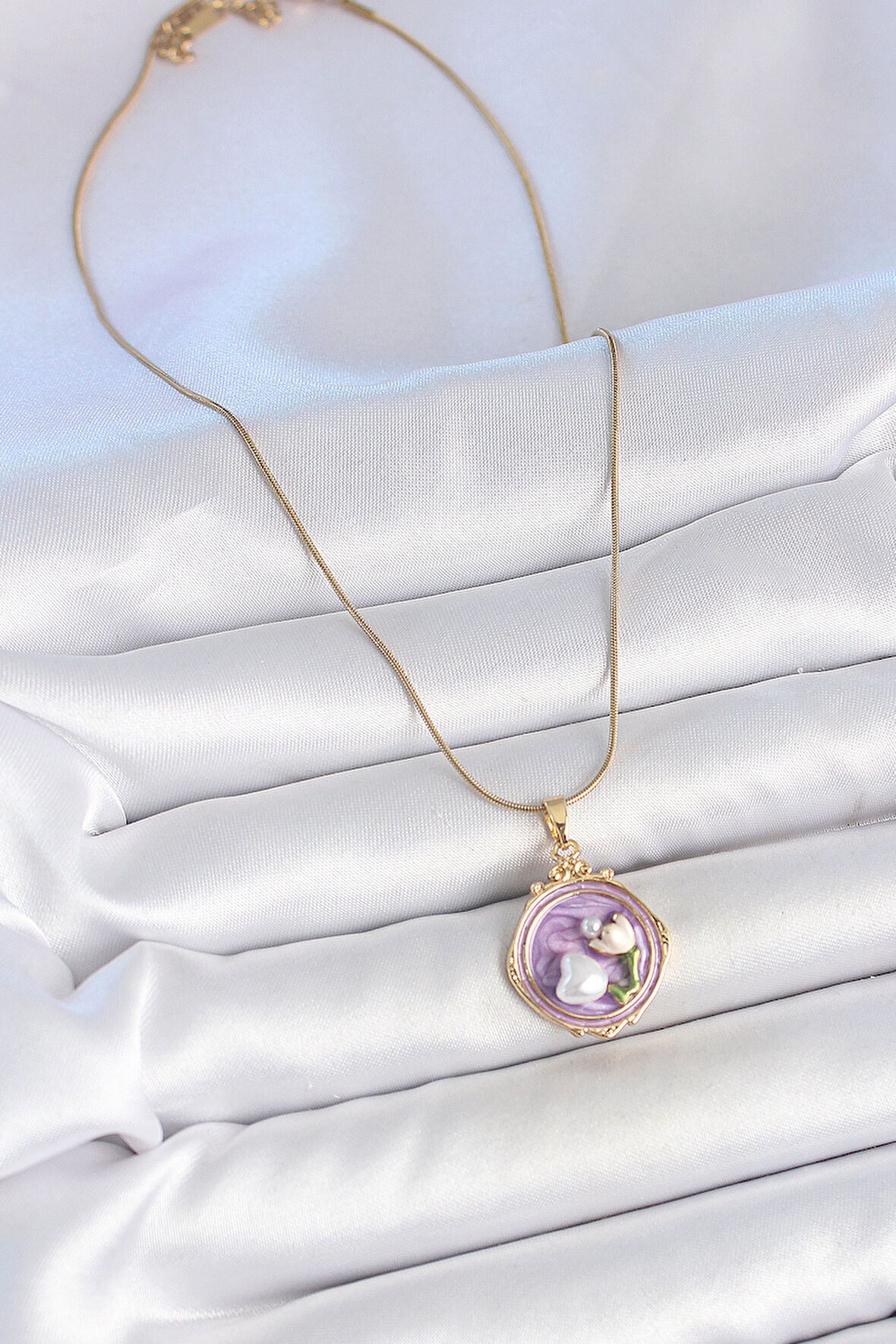 Zarif Kadın için Golden Çelik Zincir Mor Mine İncili Çiçek Portre Kolye