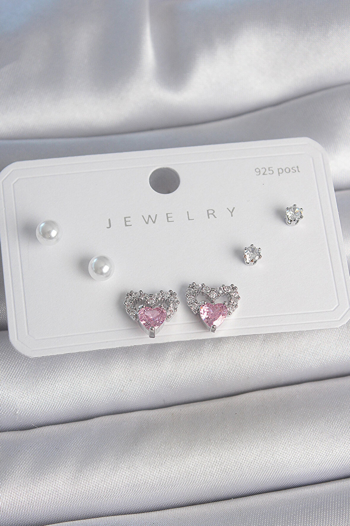 Zarif Kadın için Silver Pirinç 925 Ayar Çivili Zirkonlu İncili Kalp Küpe Seti