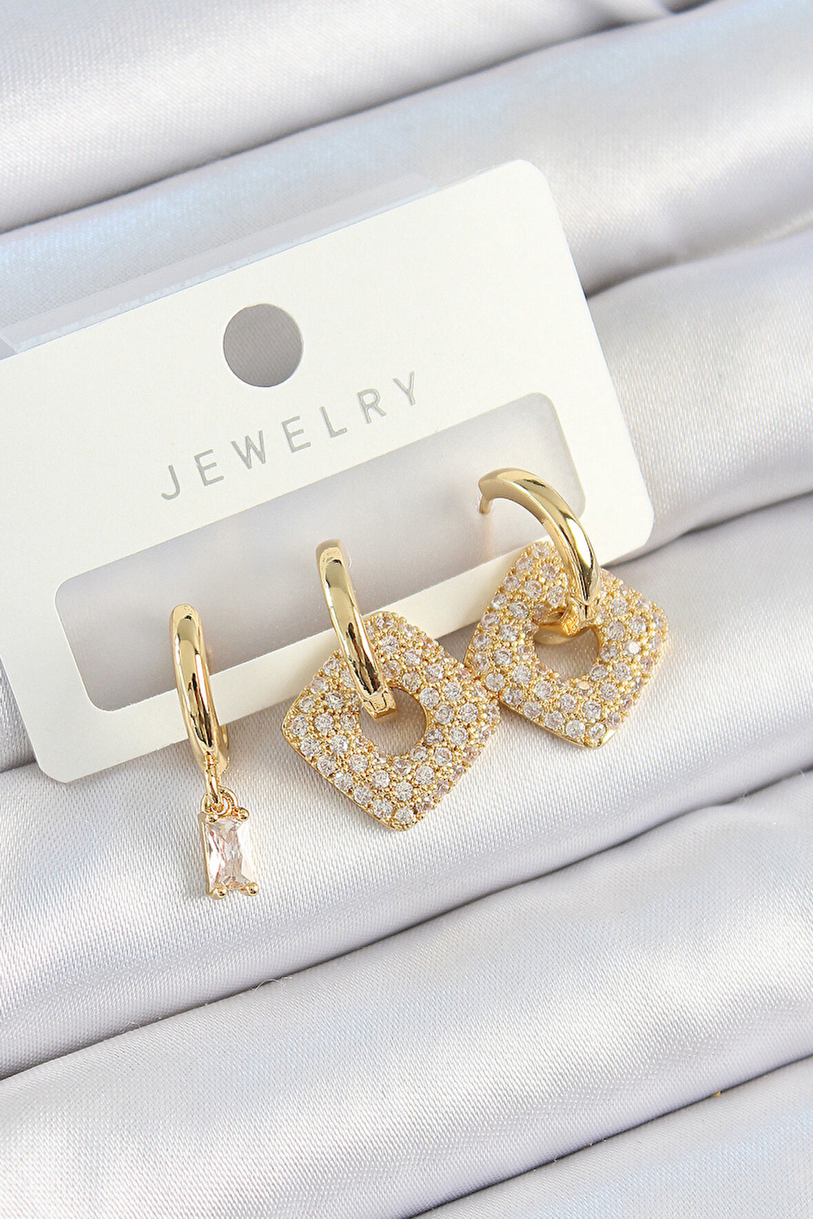 Zarif Kadın için Golden Pirinç Zirkonlu Kare Üçlü Çift Küpe Seti