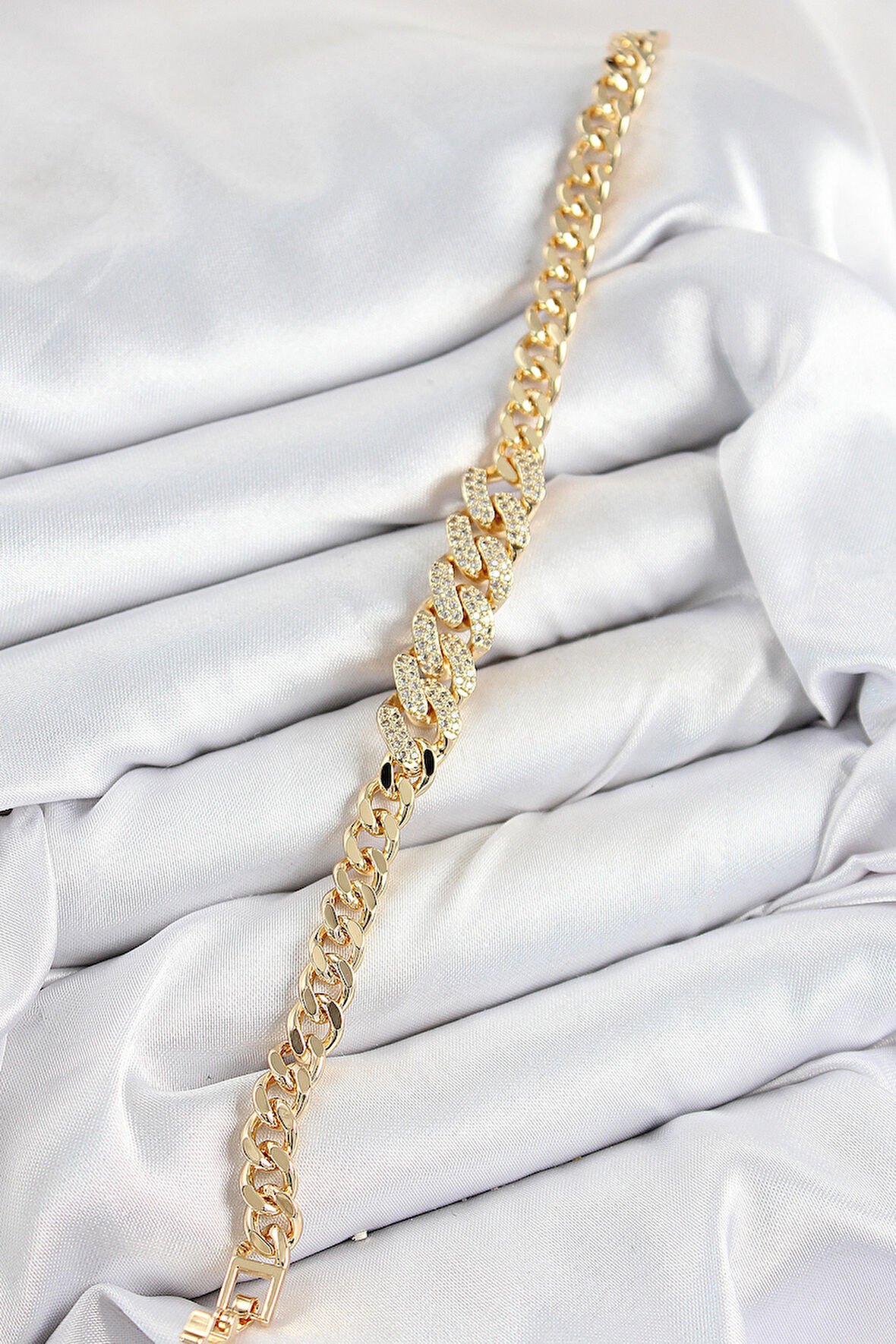 Zarif Kadın için Golden Pirinç Zirkonlu Küba Zincir Bileklik