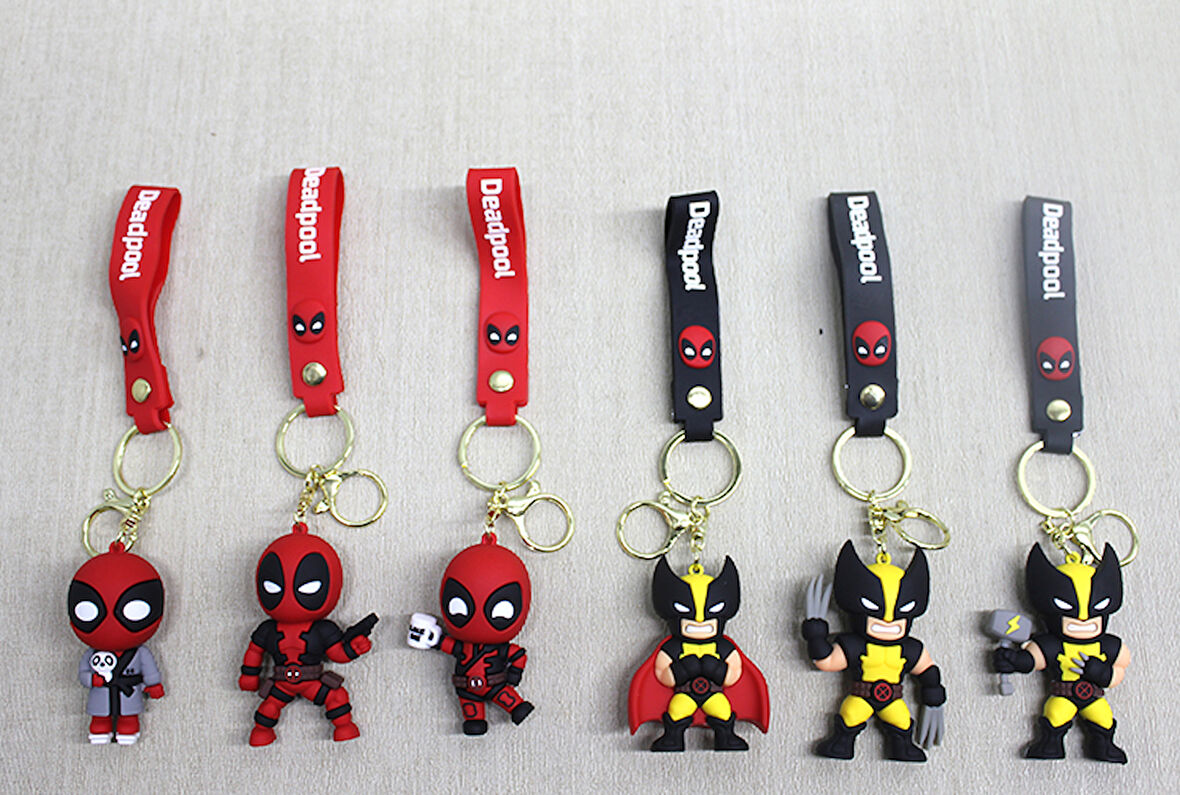 Büro Ev Ofis Hediyesi için Silikon Deadpool Wolverine Anahtarlık