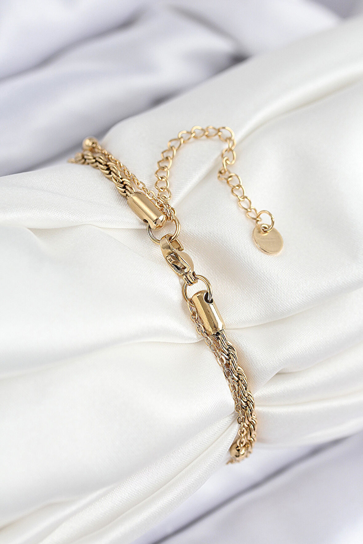 Zarif Kadın için Golden Çelik Nazarlıklı Burgu Zincir Bileklik