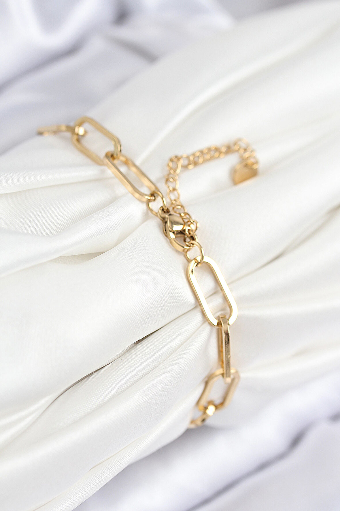 Zarif Kadın için Golden Çelik Zirkonlu Nazarlıklı Kalp Bileklik