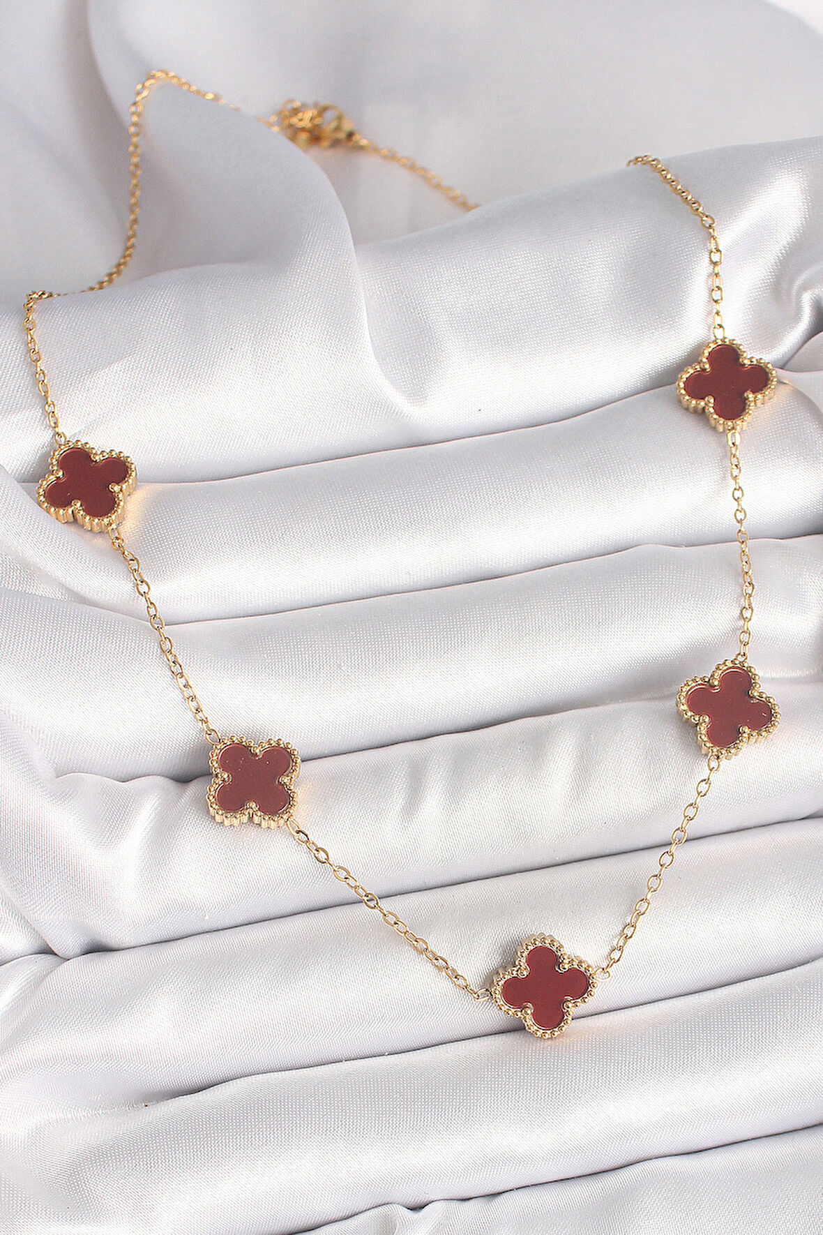 Zarif Kadın için Golden Çelik Zincir Bordo Yonca Kolye