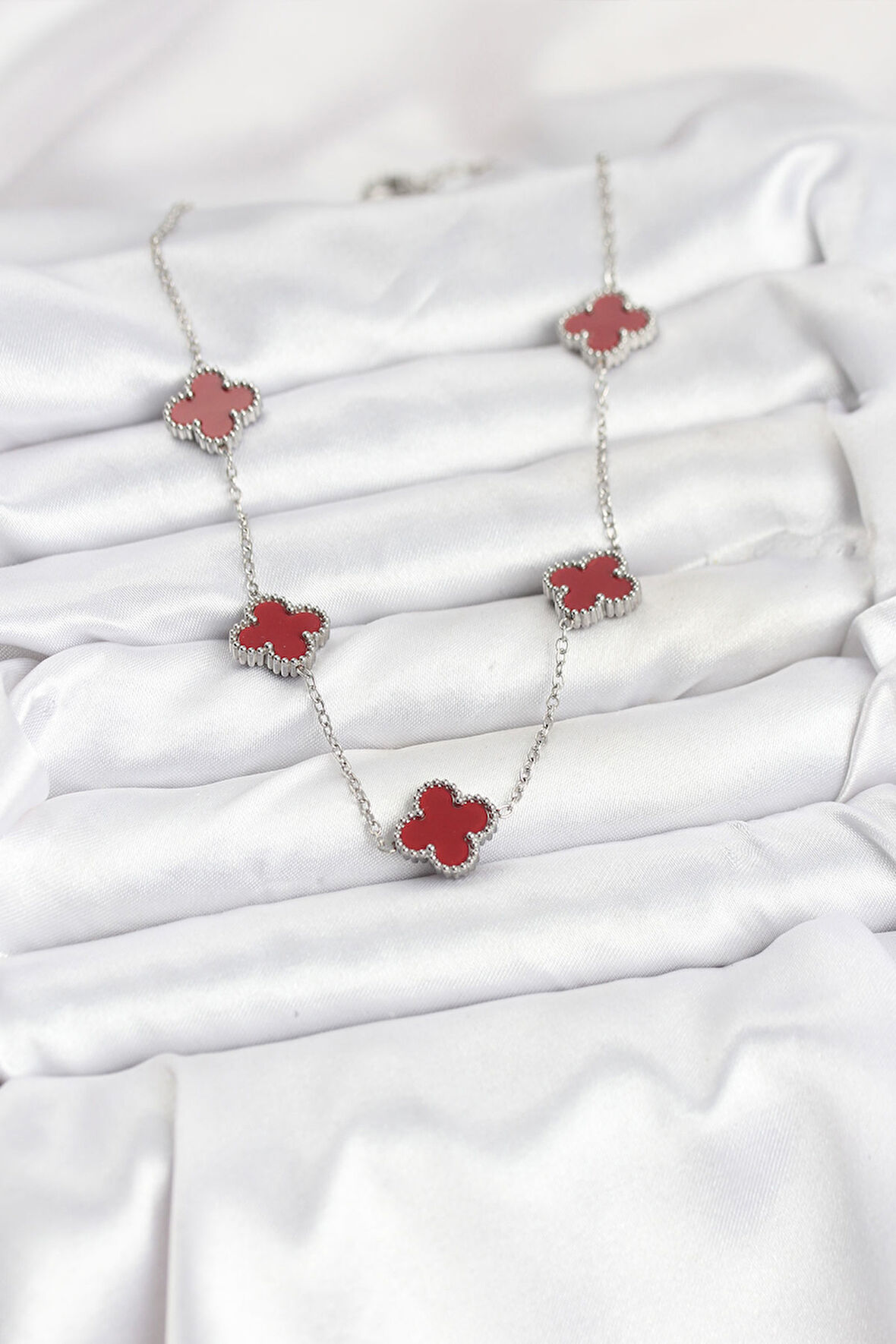 Zarif Kadın için Silver Çelik Bordo Yonca Zincir Kolye