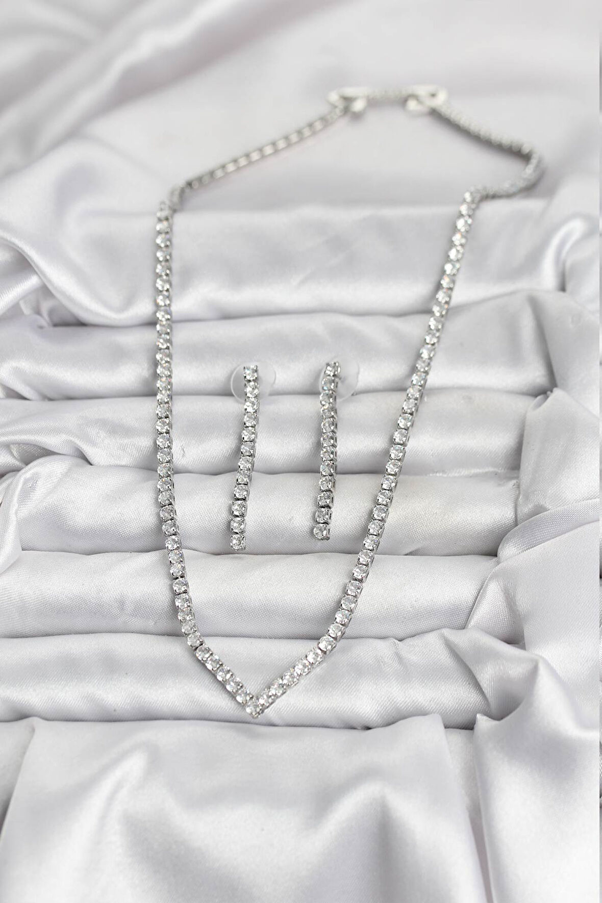 Zarif Kadın için Silver Metal Zirkonlu Kolye Küpe Seti