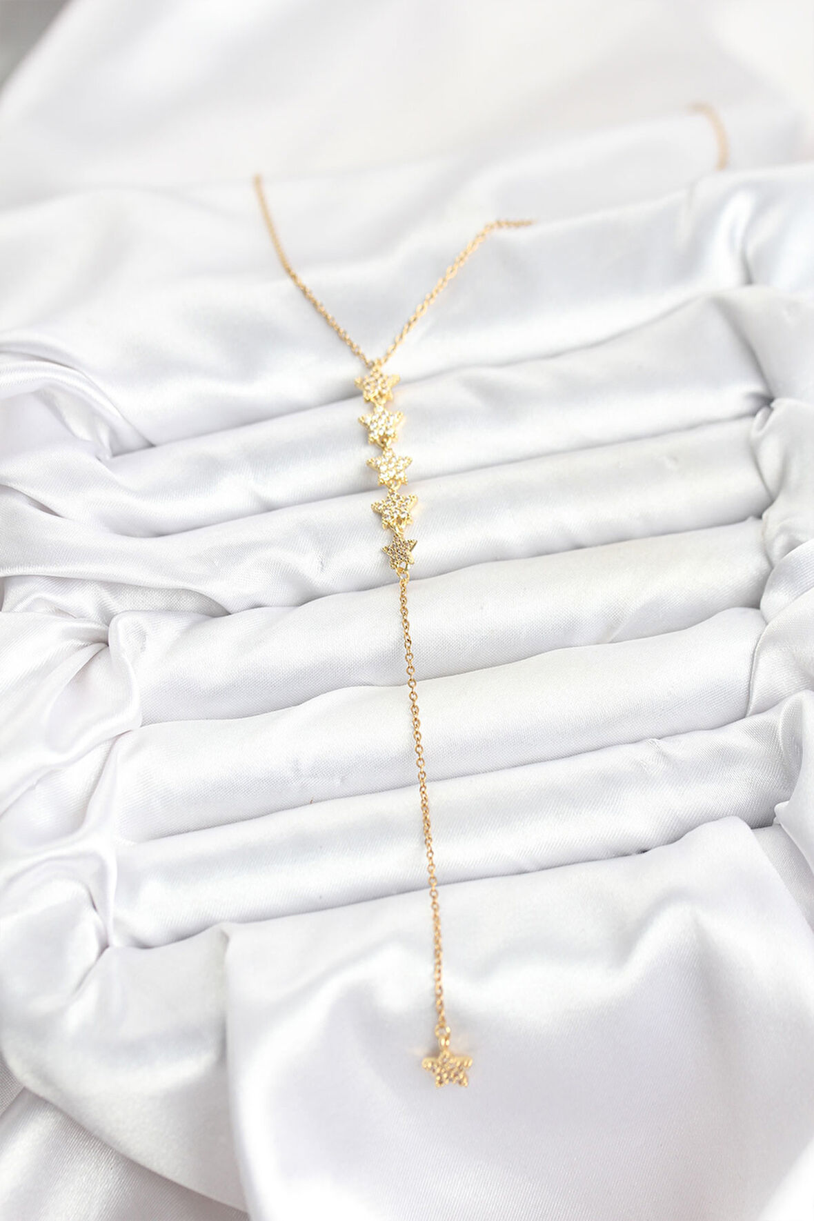 Zarif Boyunlar için Golden Çelik Zincir Yıldız Y Stil Kadın Kolye