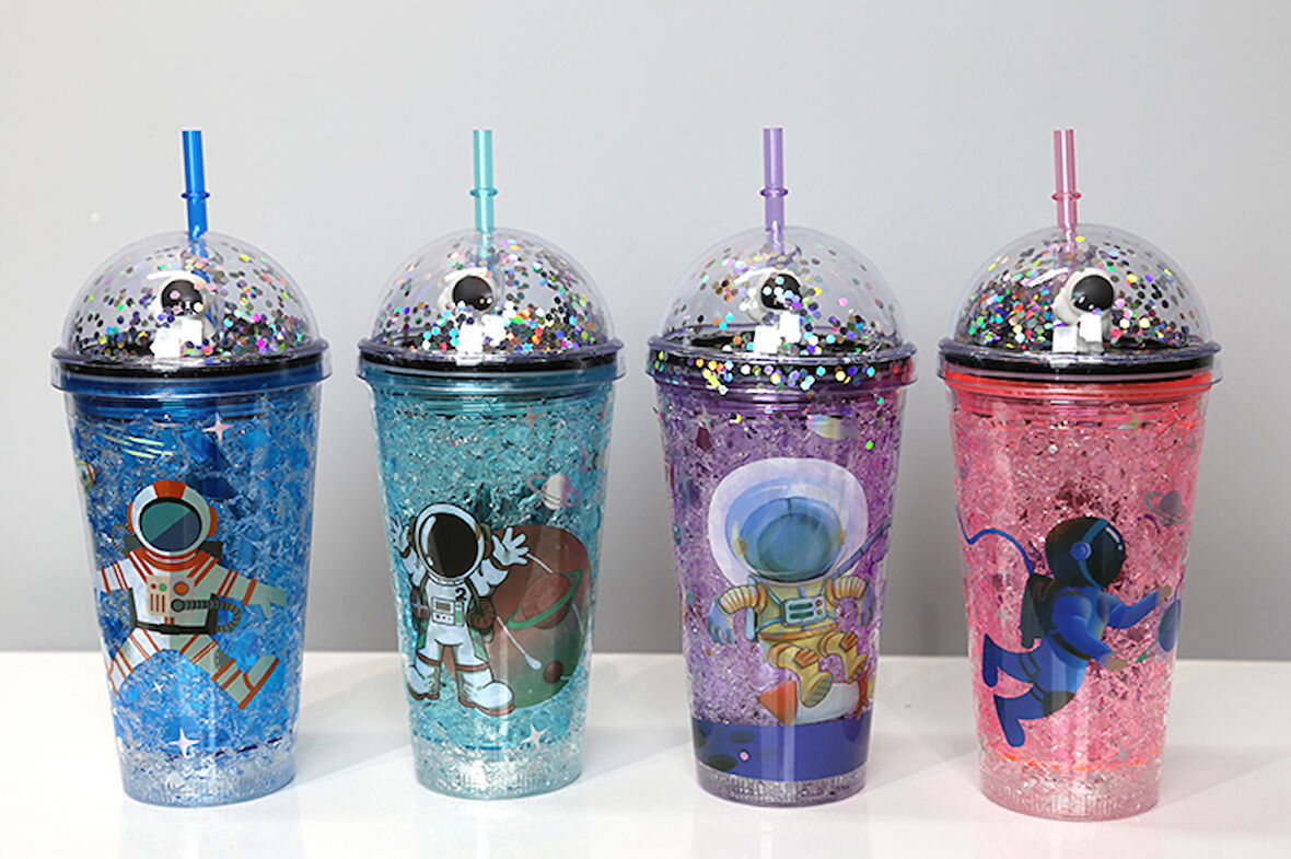 Büro Ev Ofis Çocuk Hediyesi için 400ML Astronot Pipetli Işıklı Pullu Suluk Bardak