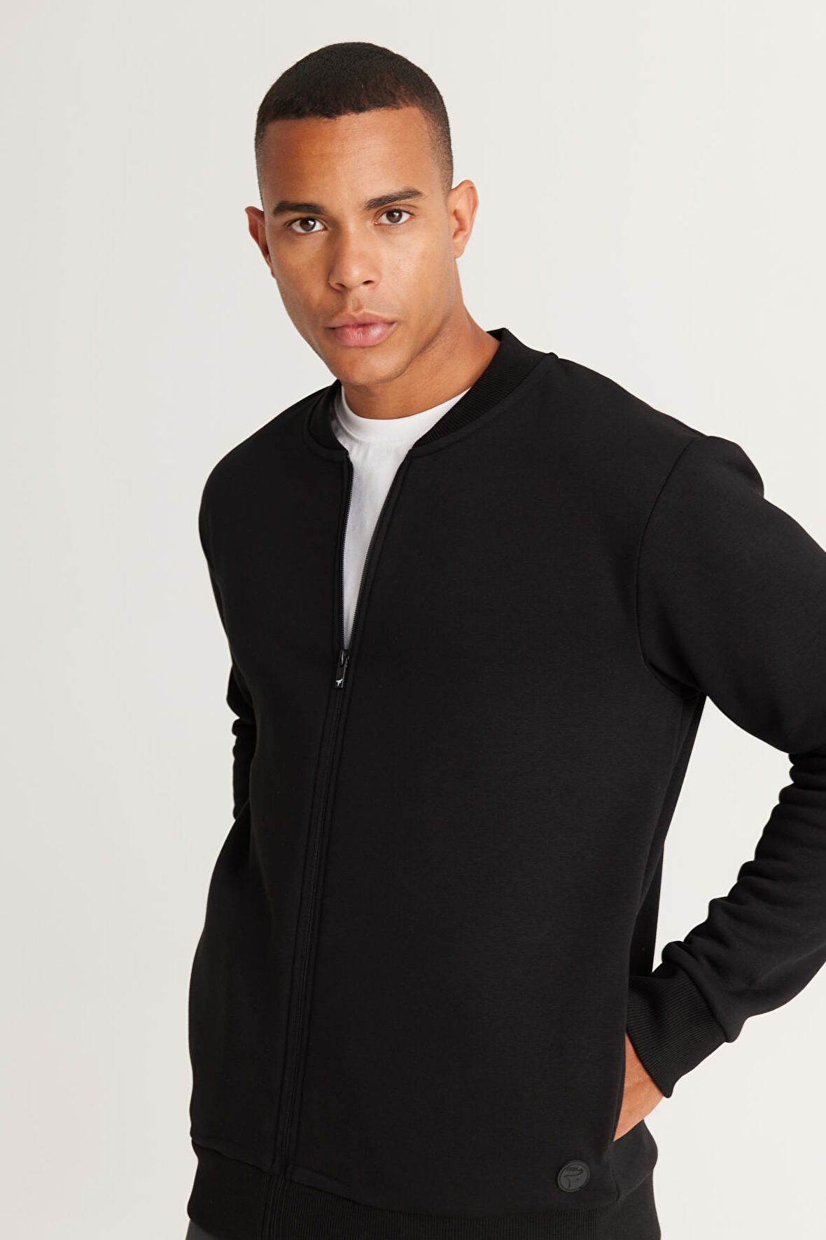 Erkek Siyah Standart Fit Normal Kesim Içi Polarlı 3 Iplik Kolej Yaka Pamuklu Sweatshirt Ceket