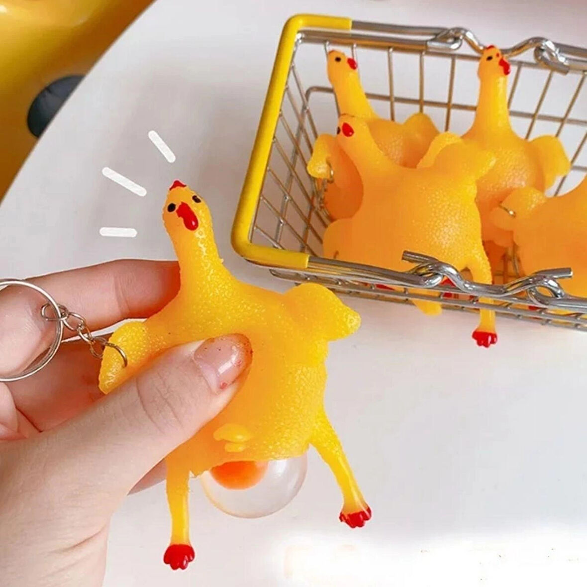 İpek Yıldızı® Yumurtlayan Eğlenceli Tavuk Anahtarlık