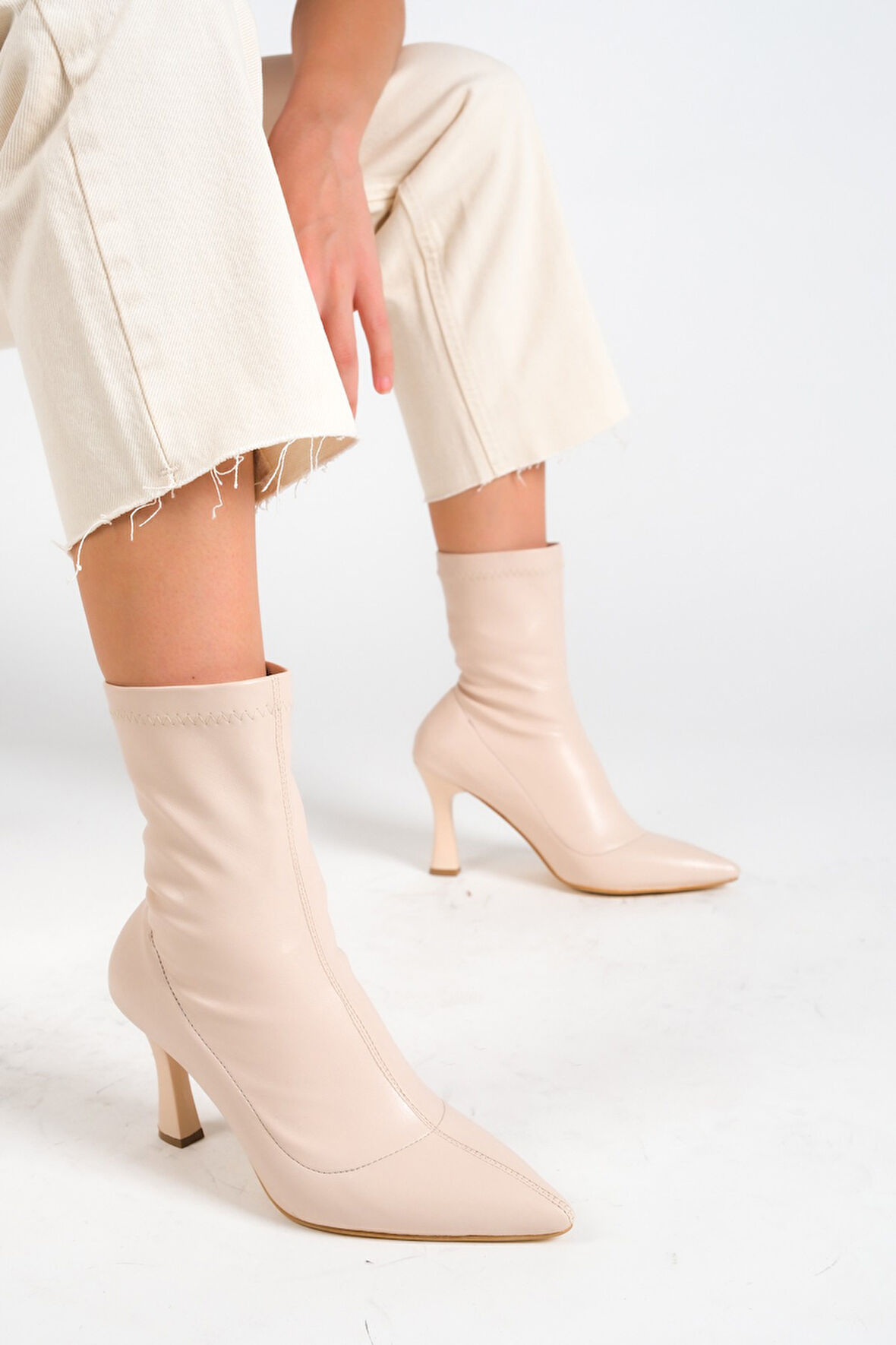 Ten Kadın Topuklu Streç Bot