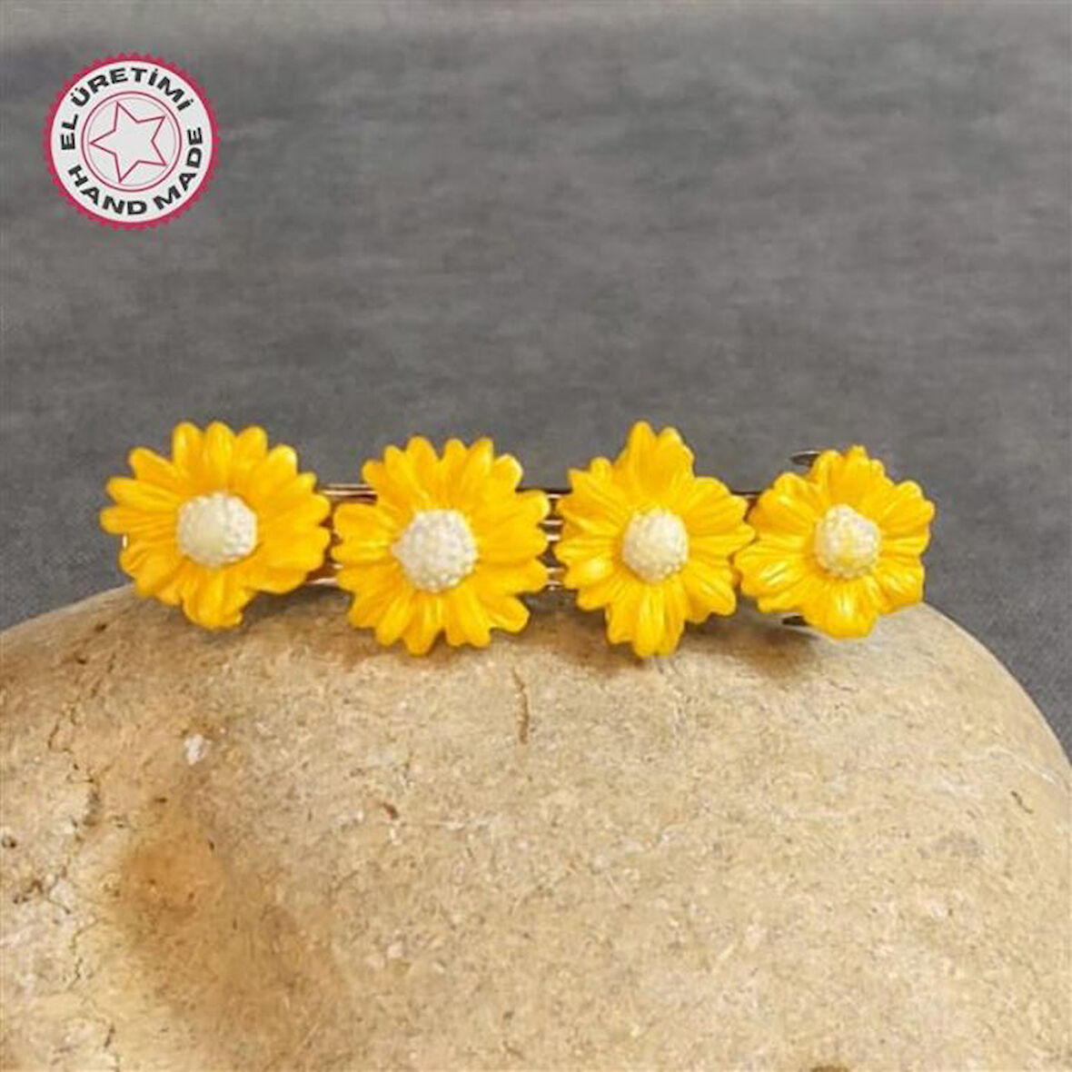 Uretti - Hülya 6683 7338 El Yapımı Polimer Kil Sarı Papatya Çiçeği Tasarımlı Saç Tokası / 8 Cm