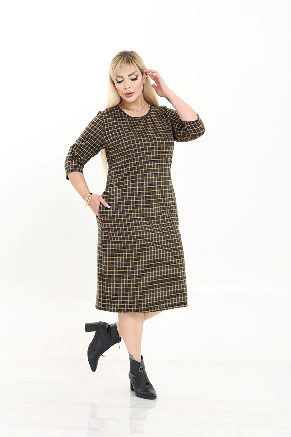 Çift Cepli Desenli Esnek Kışlık Büyük Beden Midi Elbise 30A-2724