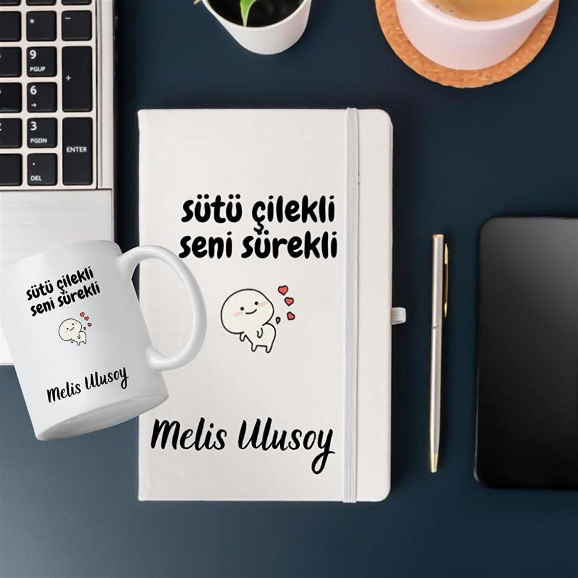 Kişiye Özel Sütü Çilekli Seni Sürekli Tasarımlı Bardak ve Deri Defter Hediye Seti