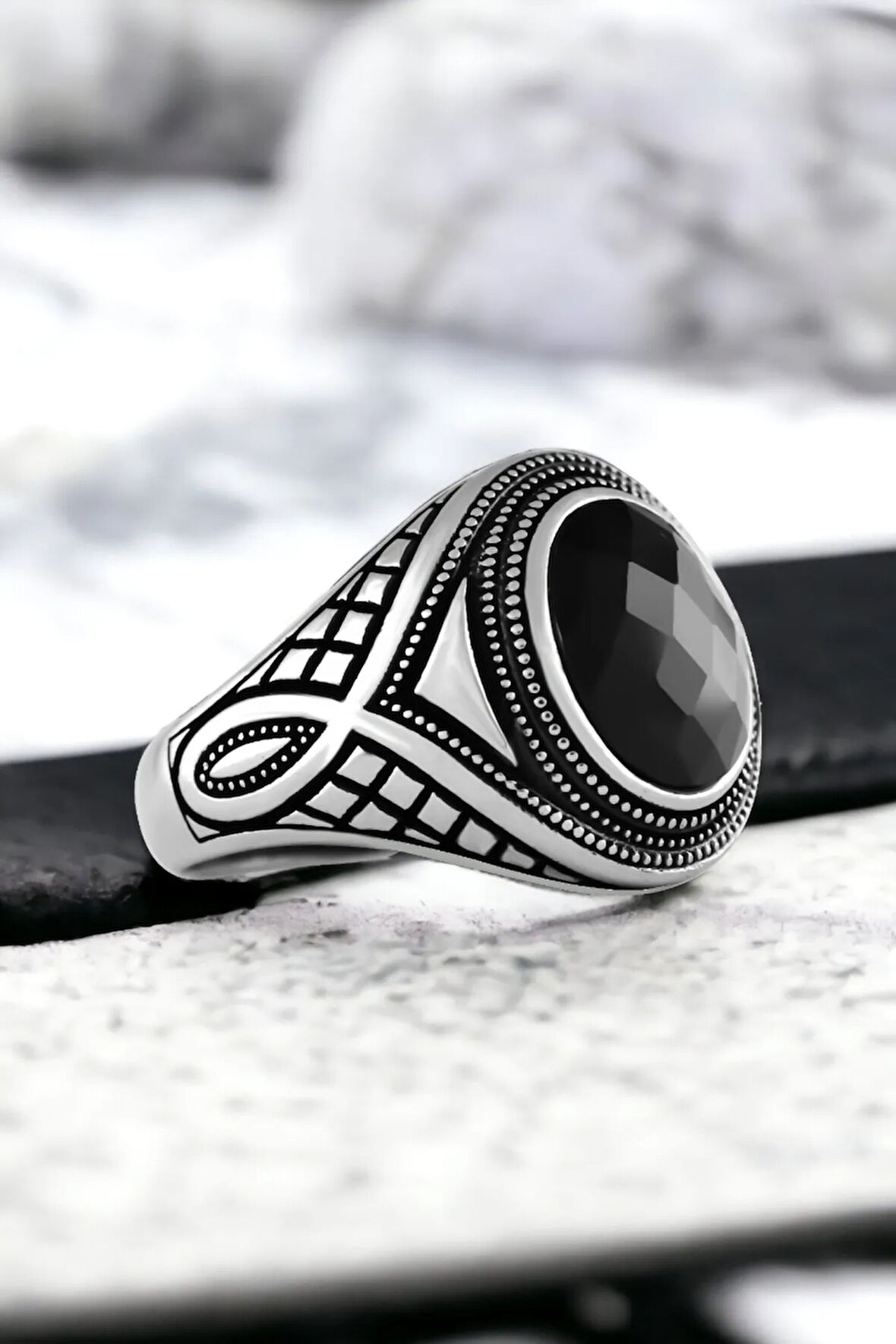 Erkek Gümüş Yüzük - Siyah Zirkon Taşlı Erkek Gümüş Yüzük