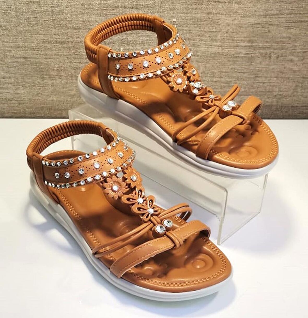 Guja 24y162 Kadn Taşlı Düz Taban Comfort Sandalet Camel