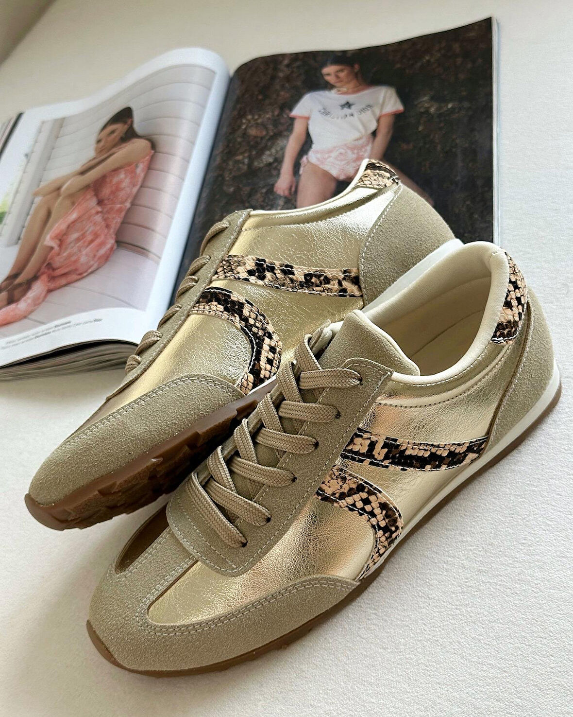 Gezegen 061 Kadın Düz Taban Günlük Sneaker Ayakkabı Ten - Altın