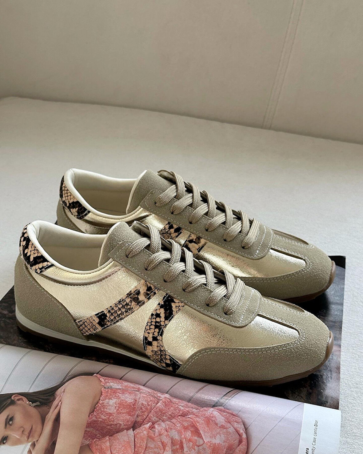 Gezegen 061 Kadın Düz Taban Günlük Sneaker Ayakkabı Ten - Altın