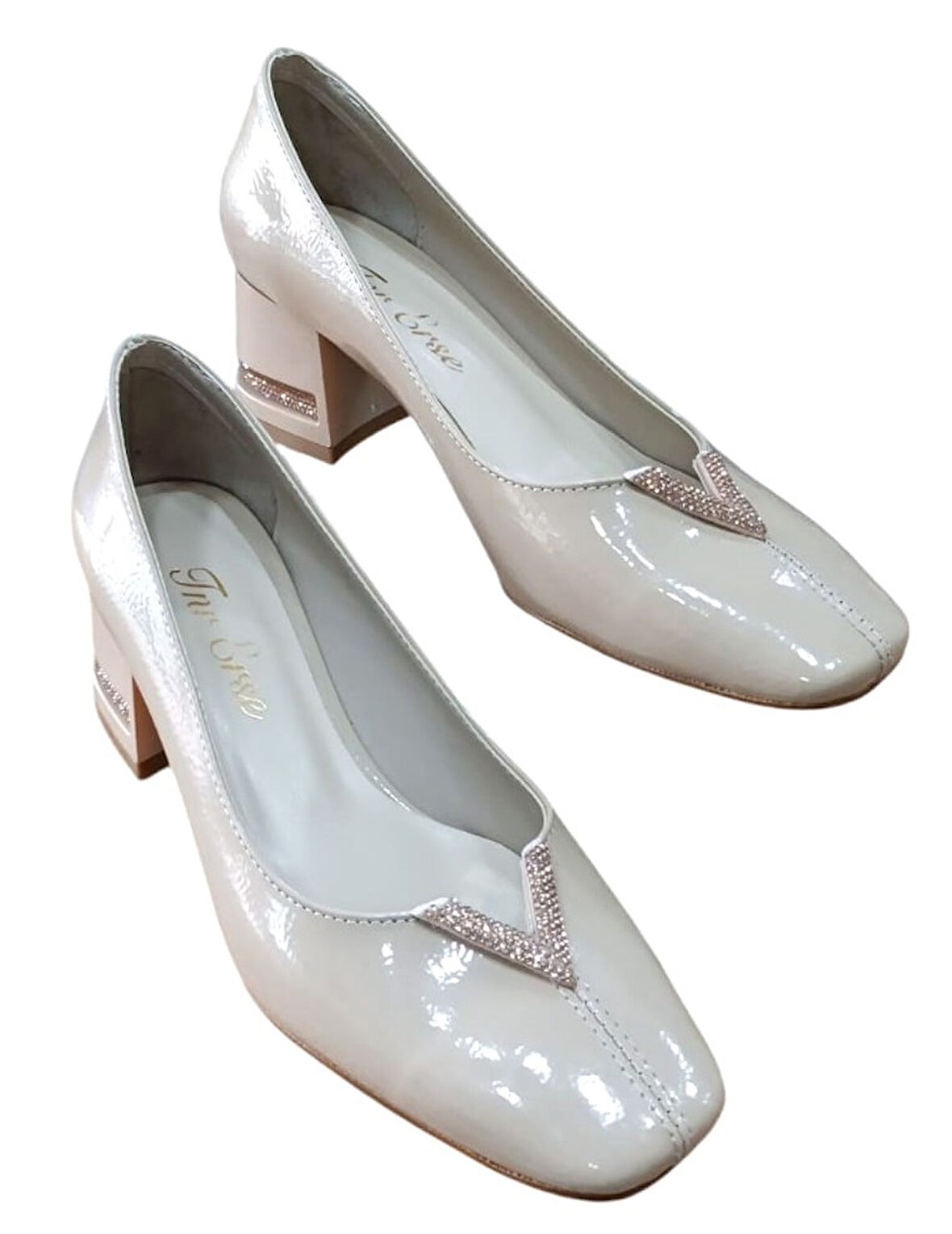 Erse 11 Kadın Taşlı Topukta Taş Detaylı Kapalı Ayakkabı Bej Rugan