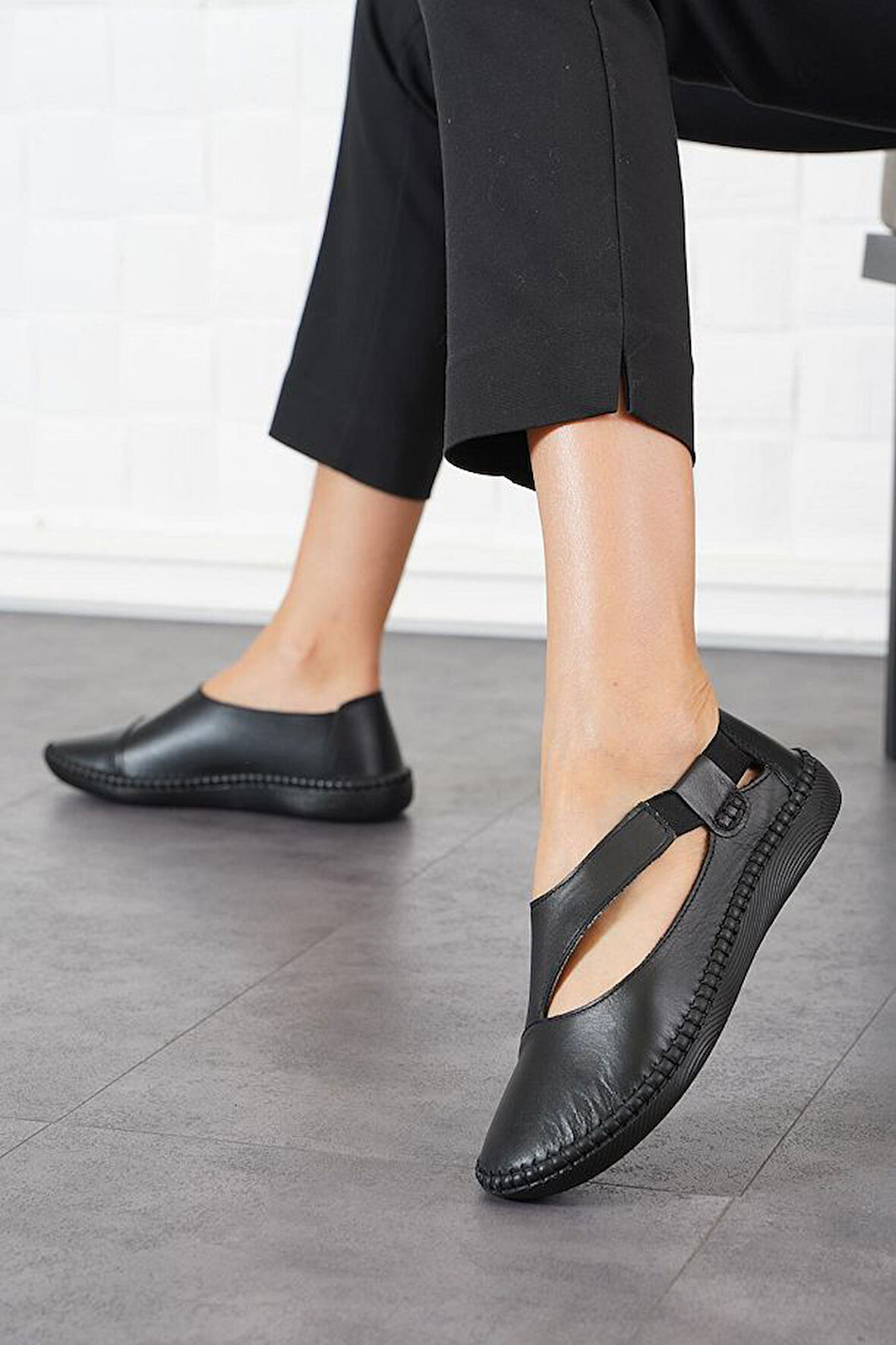 Lourenza 3002 Kadın Hakiki Deri Casual Comfort Ayakkabı Siyah