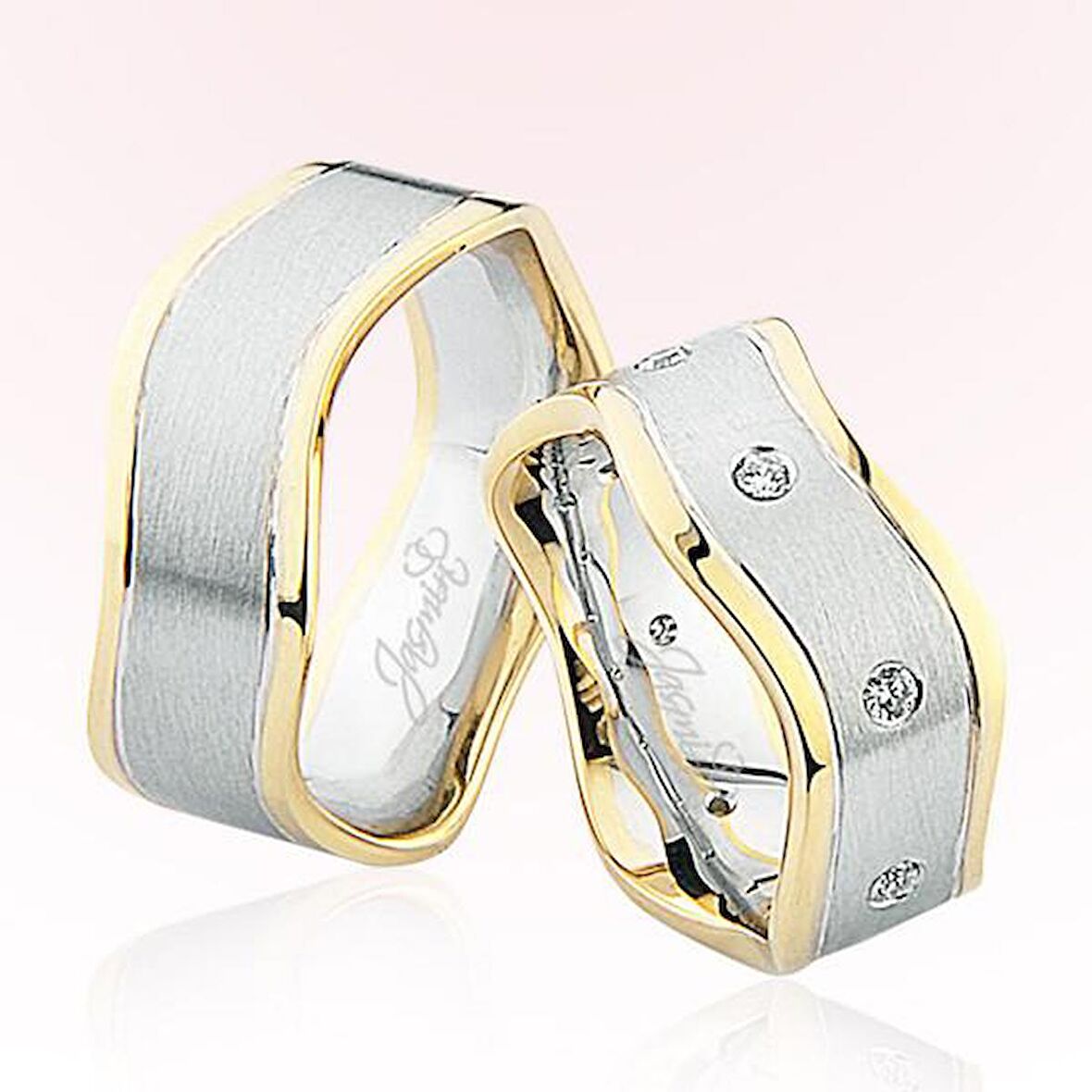 Dalgalı Taşlı Altın Alyans 3203