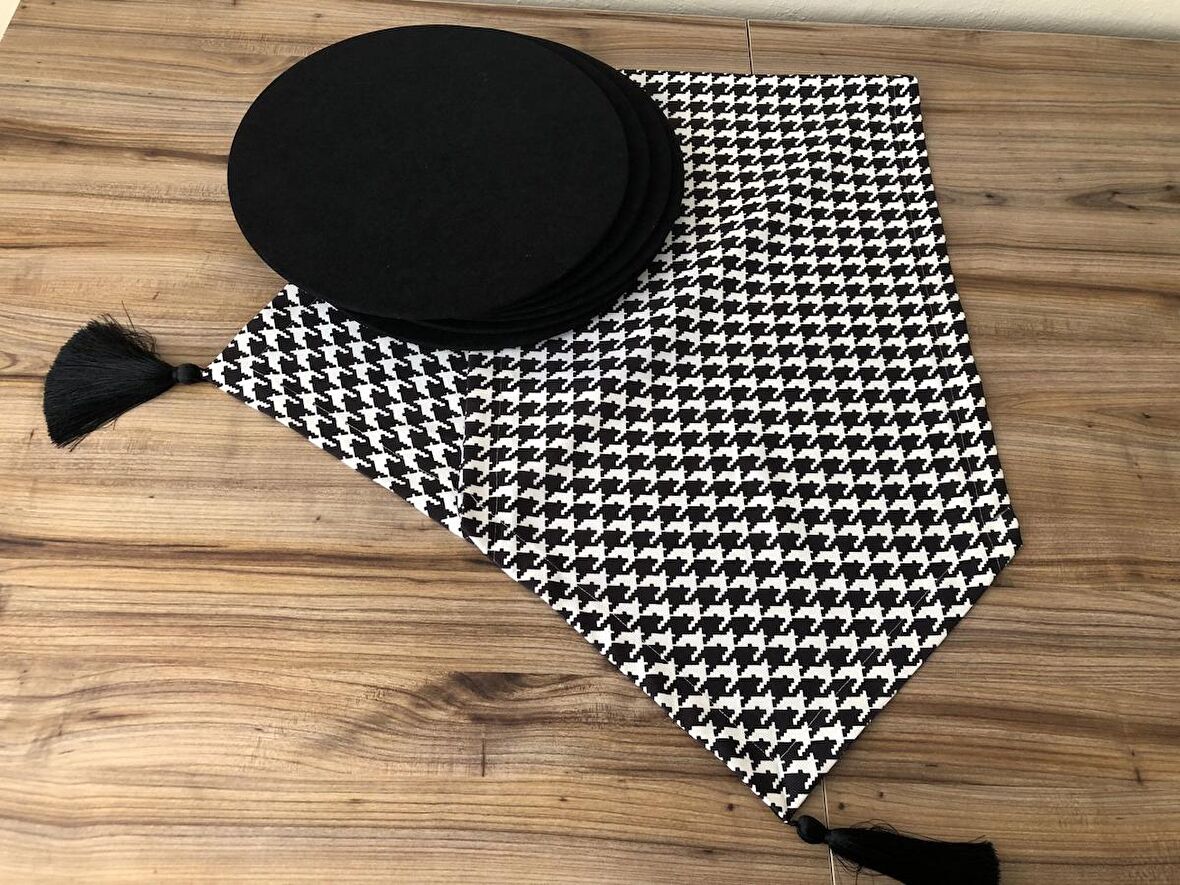 SİYAH KAZAYAĞI DESENLİ RUNNER & SUPLA