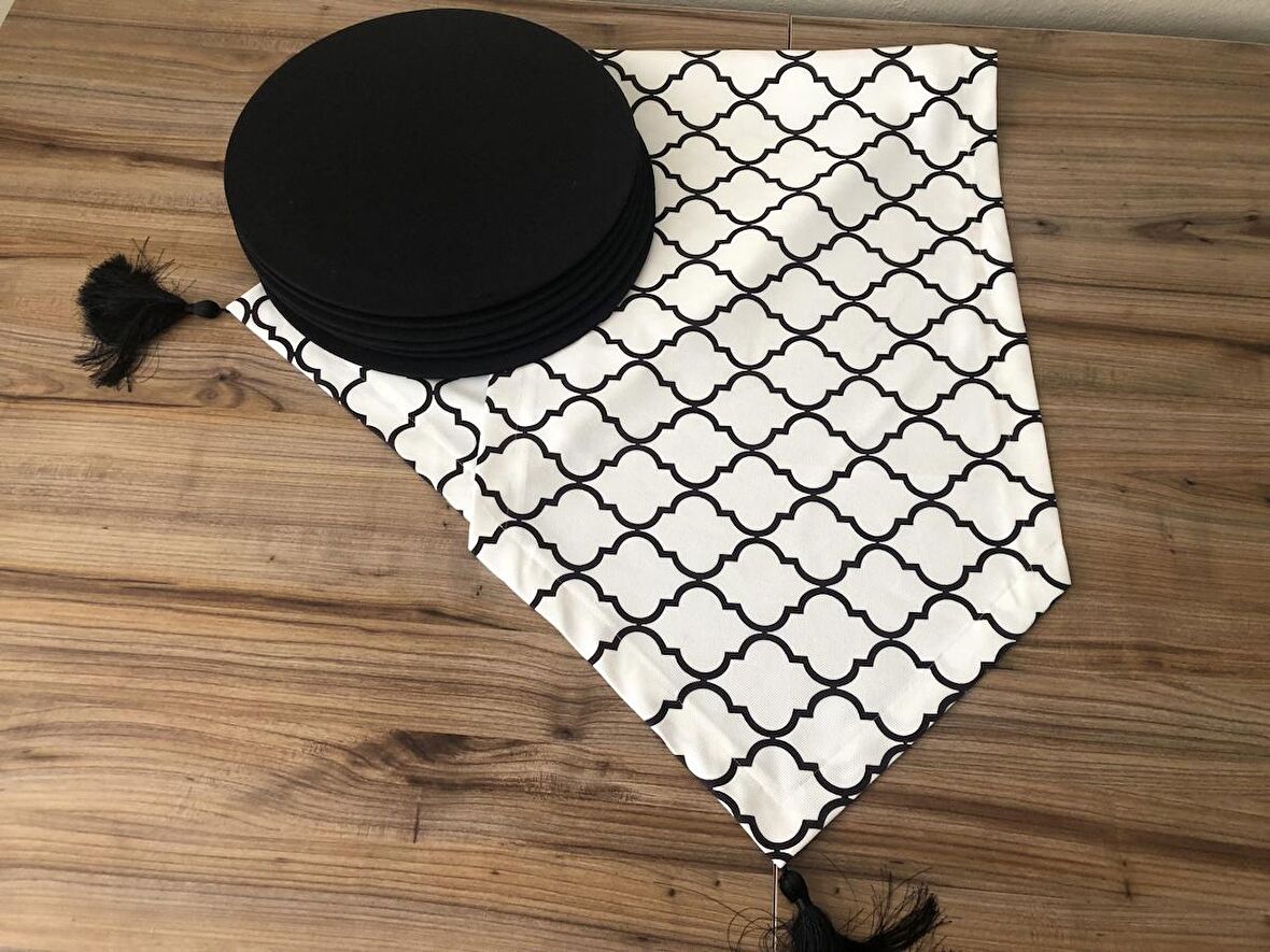 BEYAZ ZEMİN SİYAH MOROCCAN DESENLİ RUNNER & SUPLA