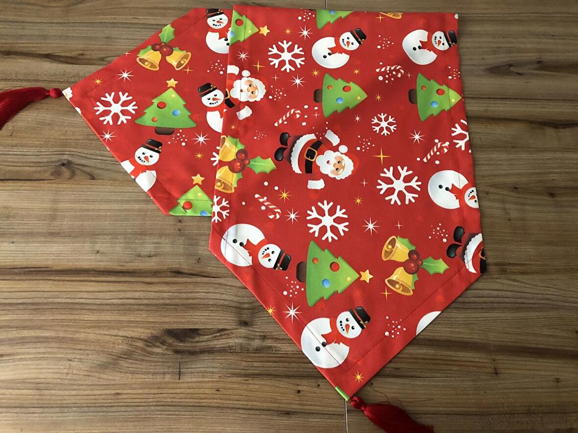 YILBAŞI RUNNER KARDAN ADAM DESENLİ