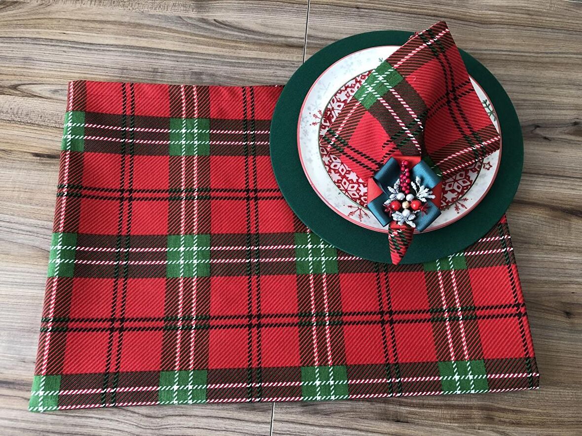 YILBAŞI SOFRA SUNUM EKOSE DESENLİ MASA ÖRTÜSÜ SETİ