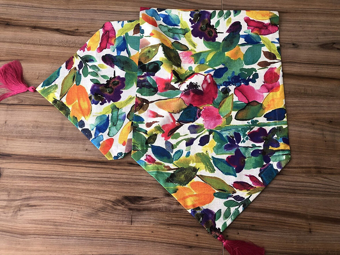 SULUBOYA RENKLİ YAPRAKLAR DESENLİ RUNNER