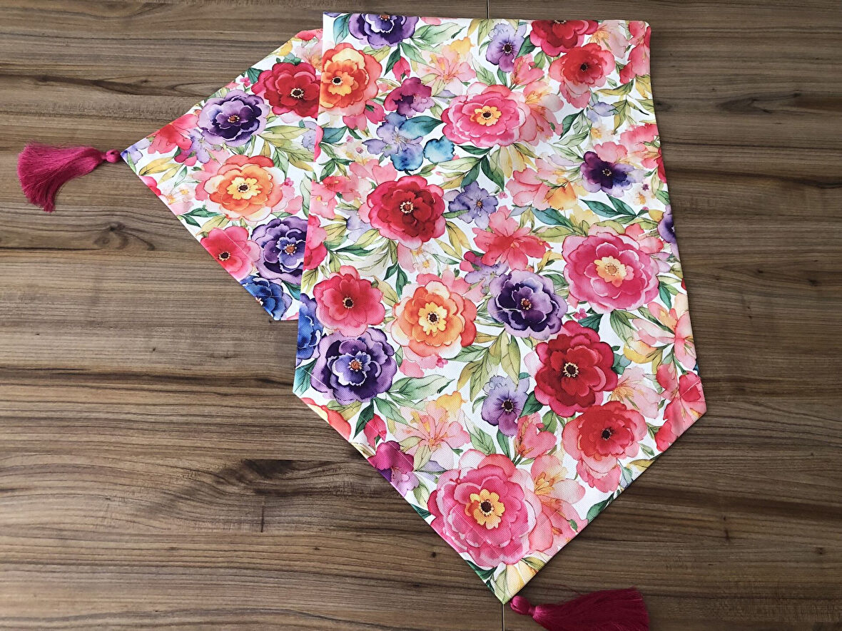 SULUBOYA ÇOK RENKLİ ÇİÇEK DESENLİ RUNNER