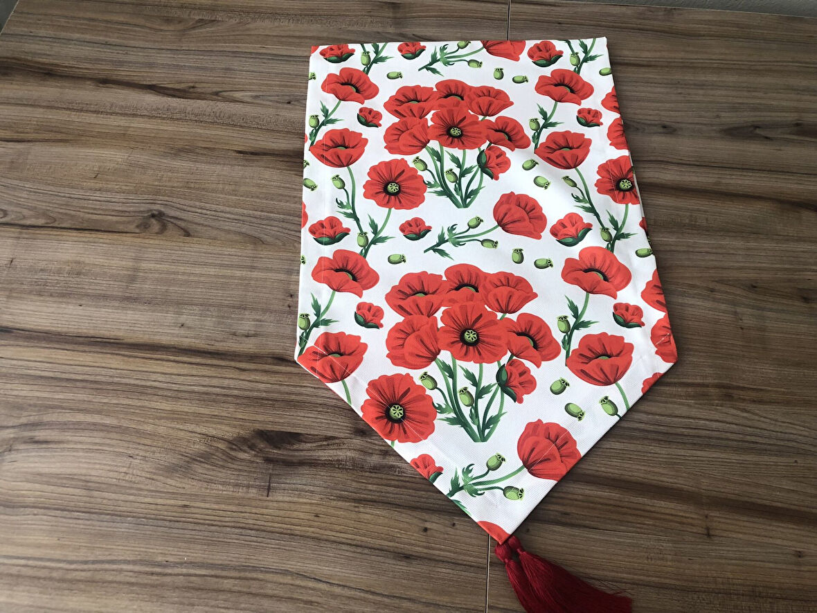 KIRMIZI GELİNCİK DESENLİ RUNNER