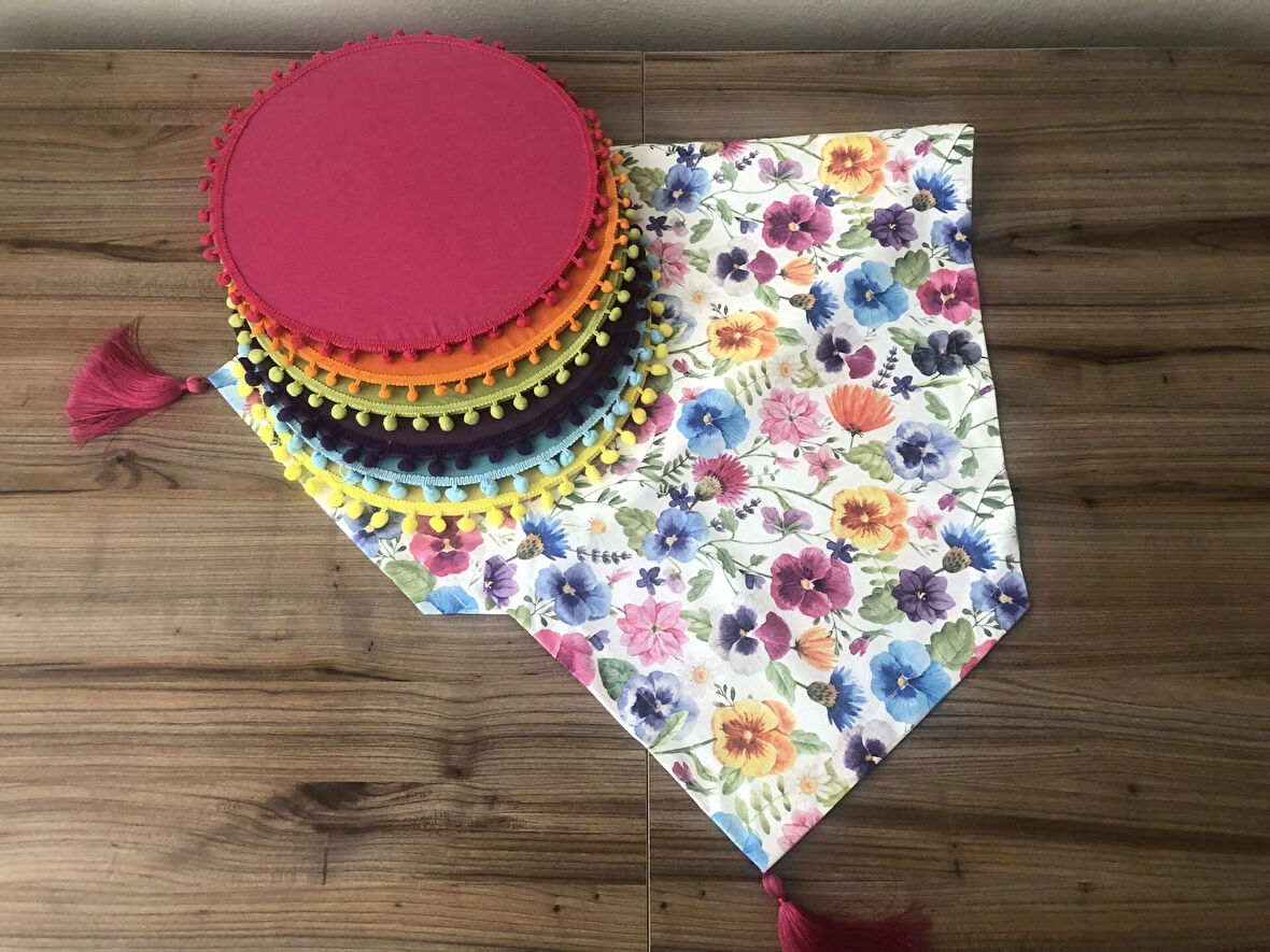 ÇİÇEK DESENLİ RUNNER & PONPONLU SUPLA