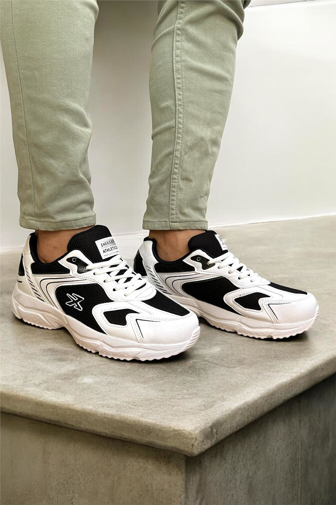 Unisex Su İtici Spor Ayakkabı BEYAZ SİYAH