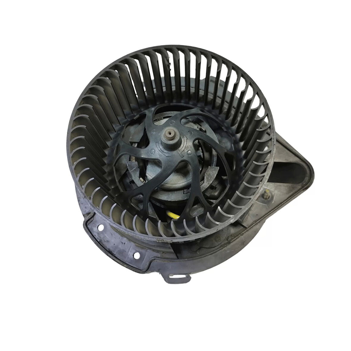 Kalorifer Motoru Rezistanssız – 8A1820021 Wisco - Audi A4 B5 1.9tdı 95-00 Arası Uyumlu