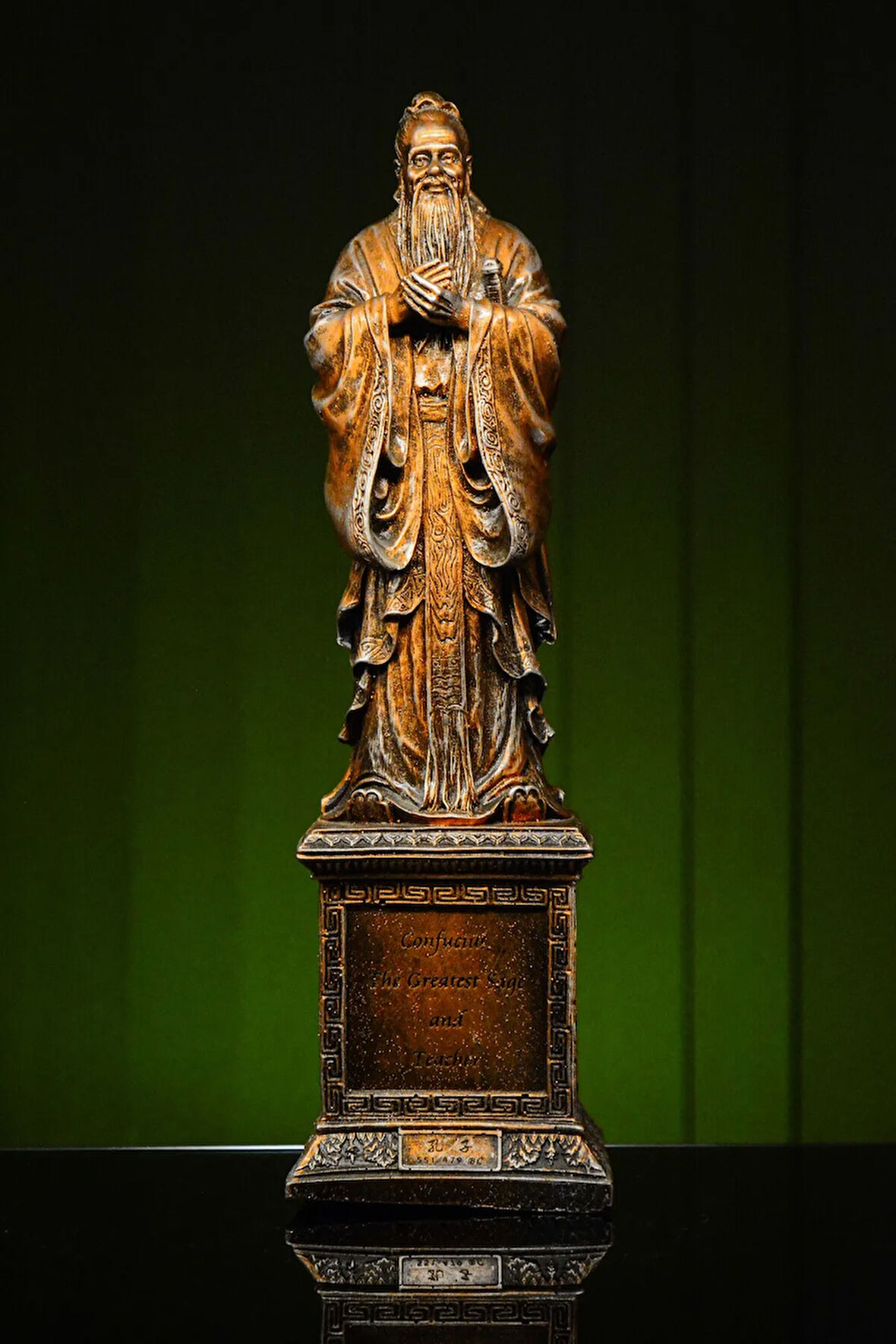 Özel Tasarım Çinli Filozof Konfüçyüs Confucius Gold Altın Bronz Heykel Biblo